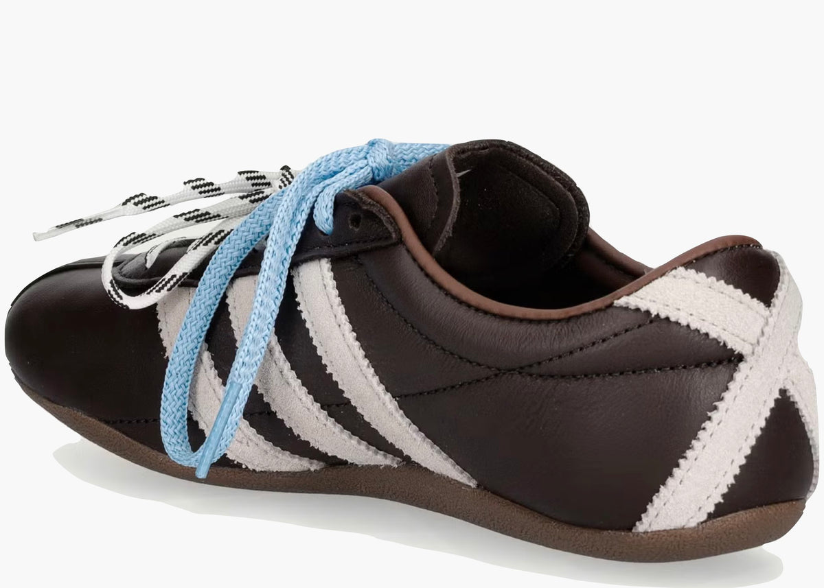 Adidas Tokyo Clear Brown Gum (W)
KJ7541 hype clothinga limited edition