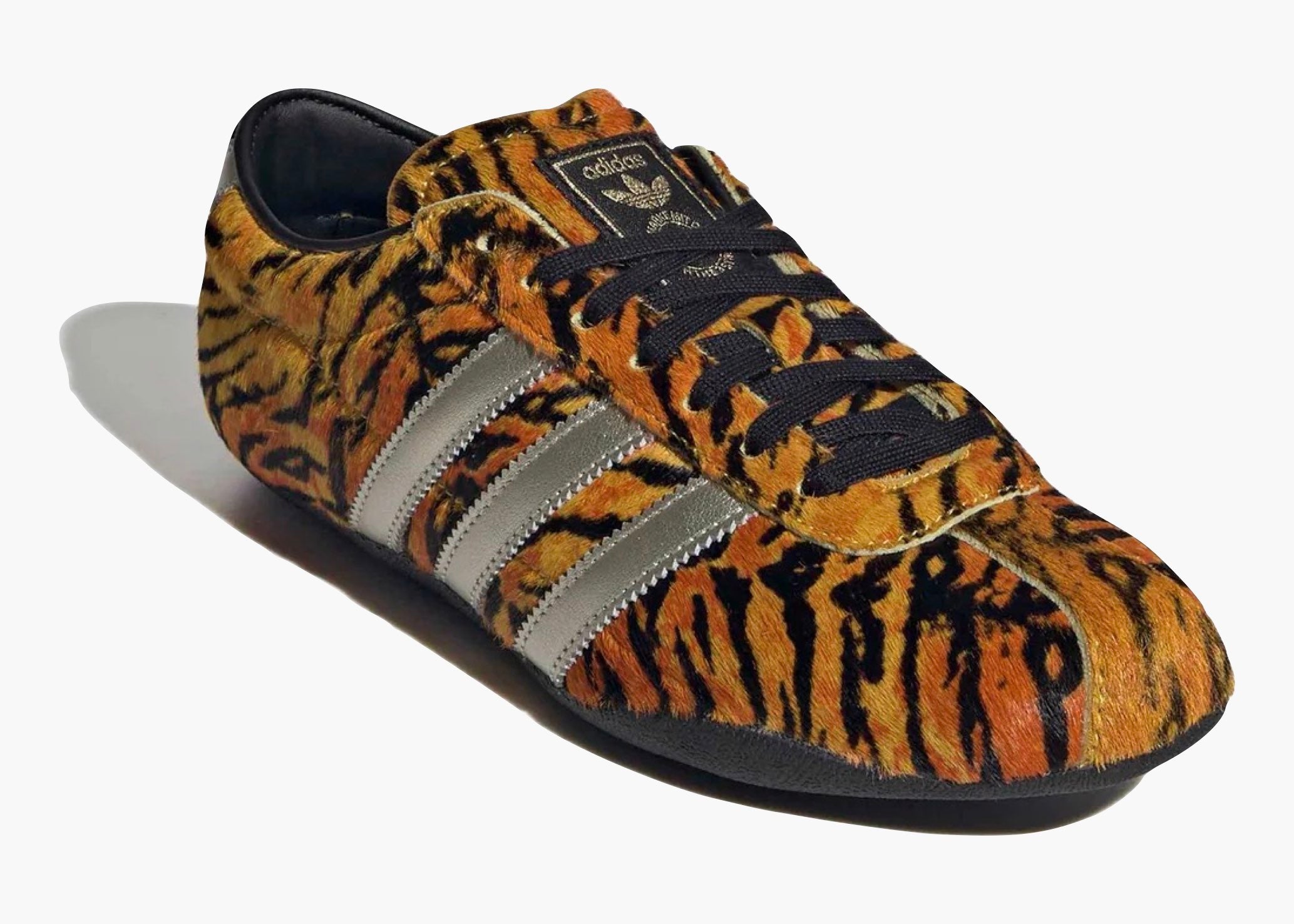 Adidas Tokyo Tiger Print (W) IH6638 Hype Clothinga Limited Edition