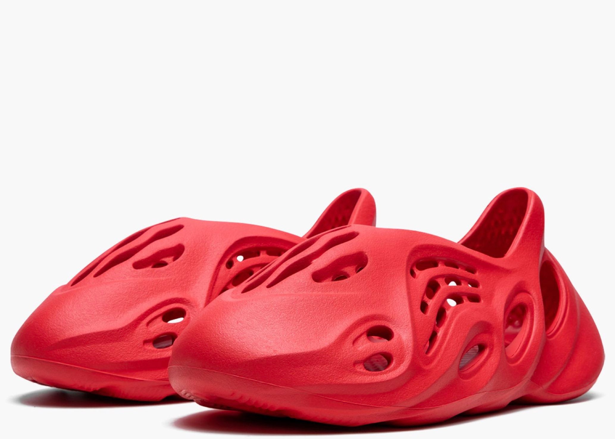 Adidas Yeezy Foam RNNR Vermillion | Hype Clothinga