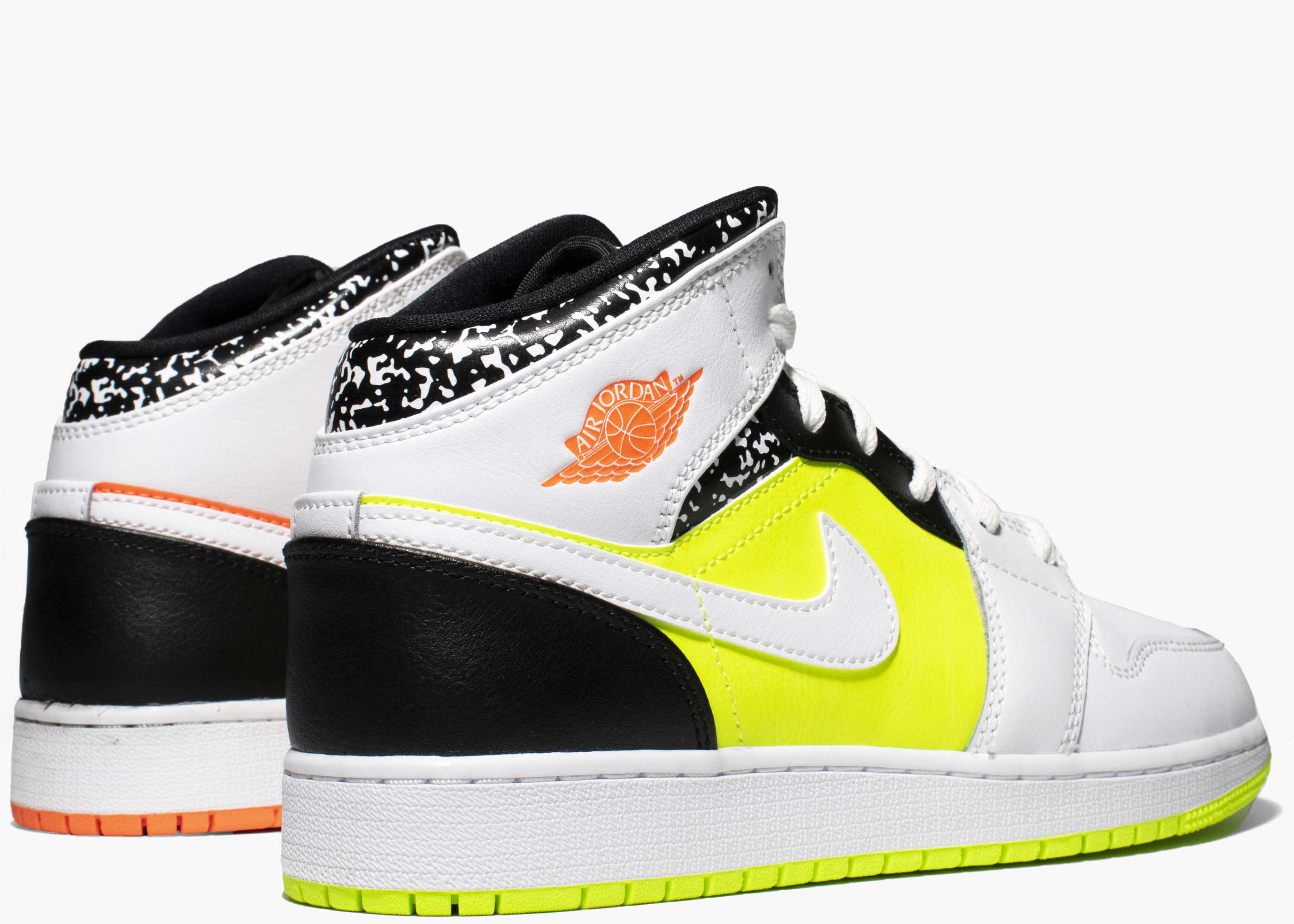 Jordan 1 Mid Composition Notebook (GS) 554725-870 Hype Clothinga Limited Edition