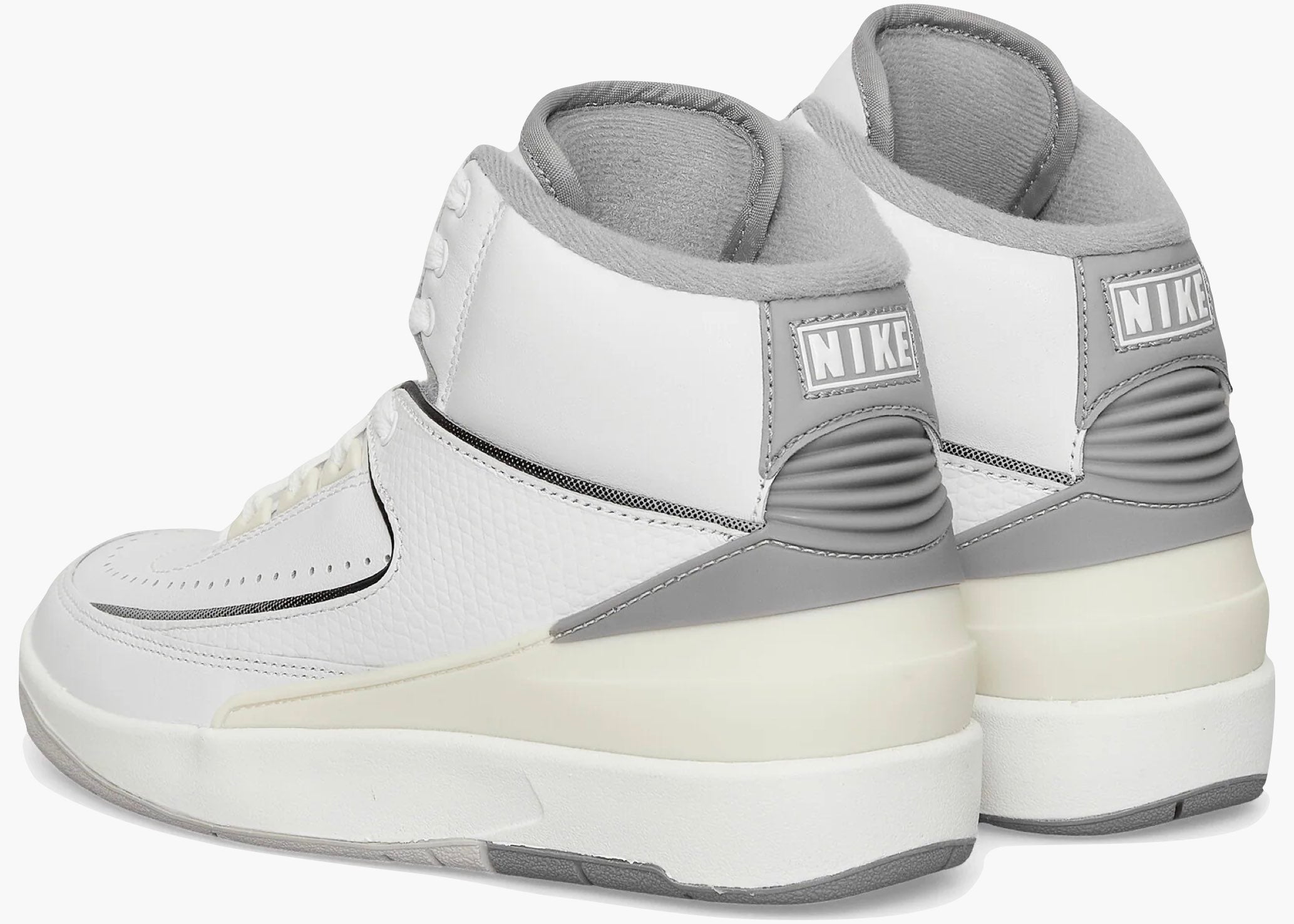 Jordan 2 Retro Cement Grey (GS) DQ8562-100 Hype Clothinga Limited Edition