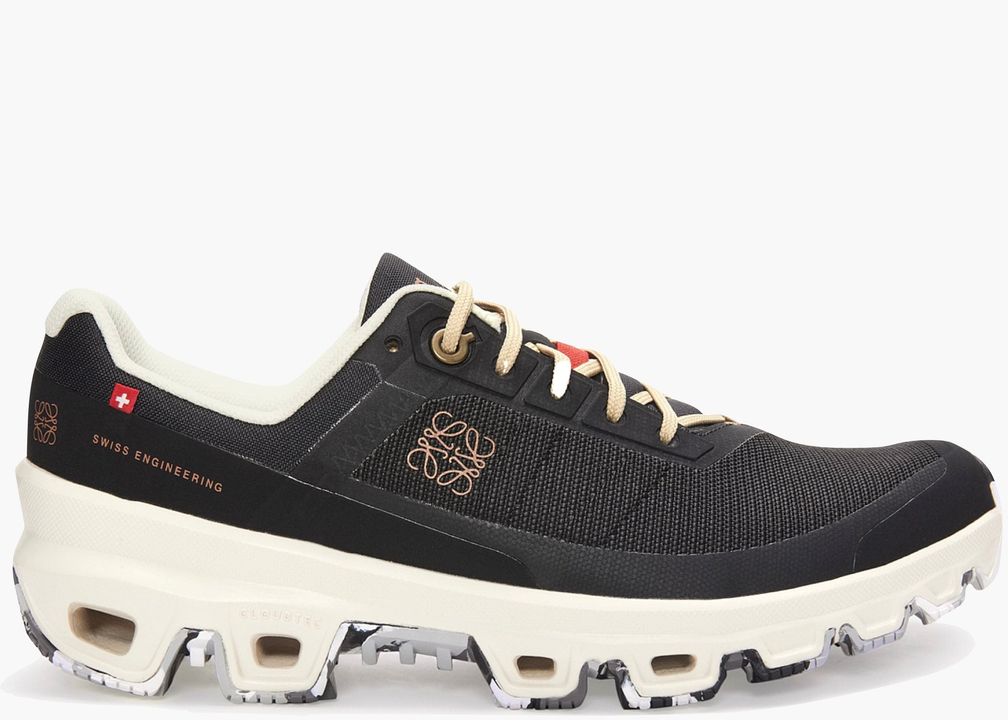 On Running Cloudventure Loewe Black 
3MD10630553 HYPE CLOTHINGA LIMITED EDITION