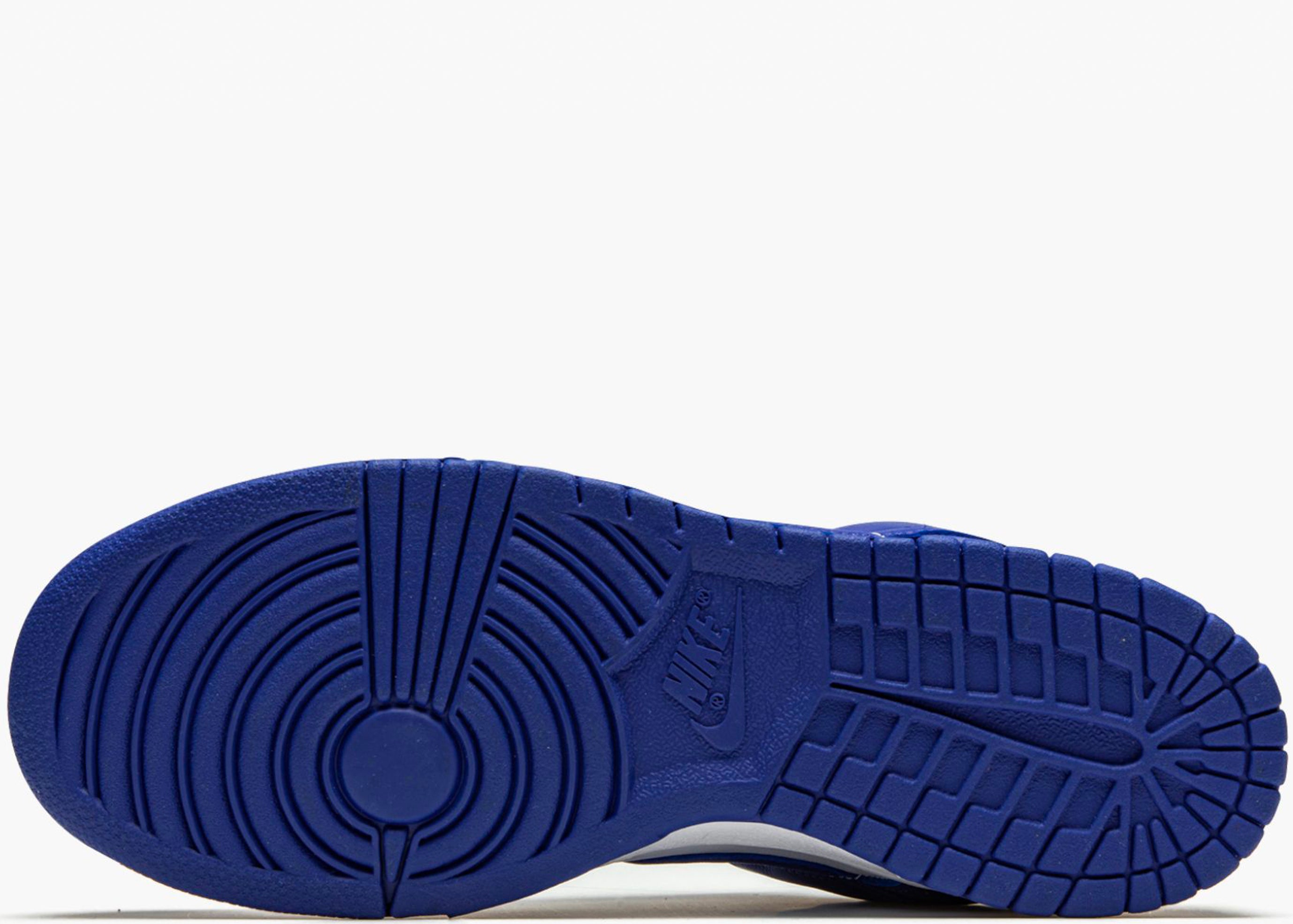 NIKE DUNK LOW KENTUCKY CU1726-100 HYPE CLOTHINGA LIMITED EDITION