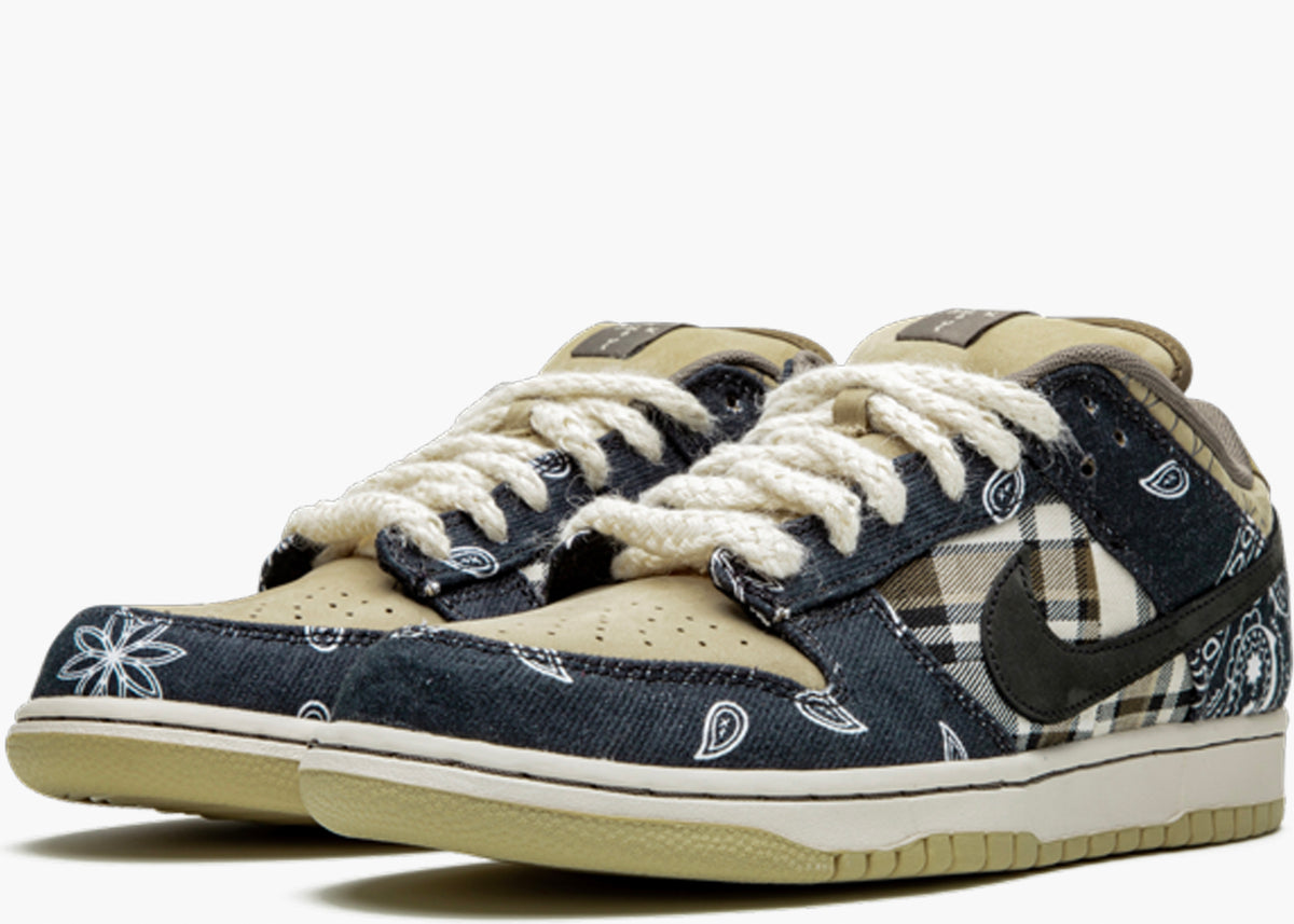 NIKE SB DUNK LOW TRAVIS SCOTT CT5053-001 HYPE CLOTHINGA LIMITED EDITION