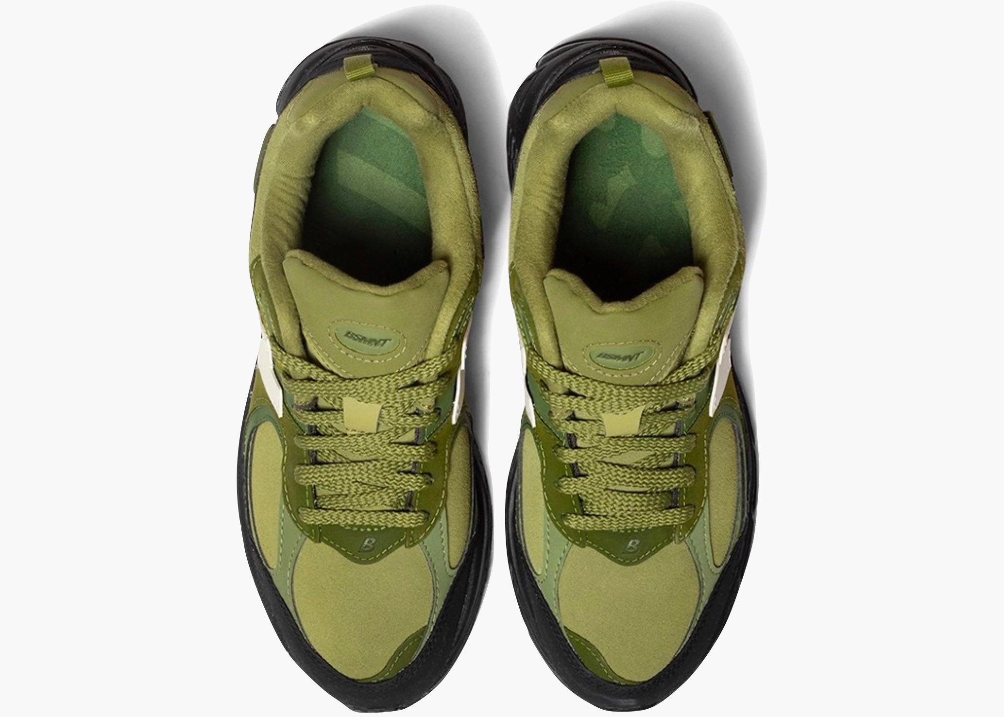 New Balance 2002R The Basement Moss Green Hype Clothinga Limited Edition