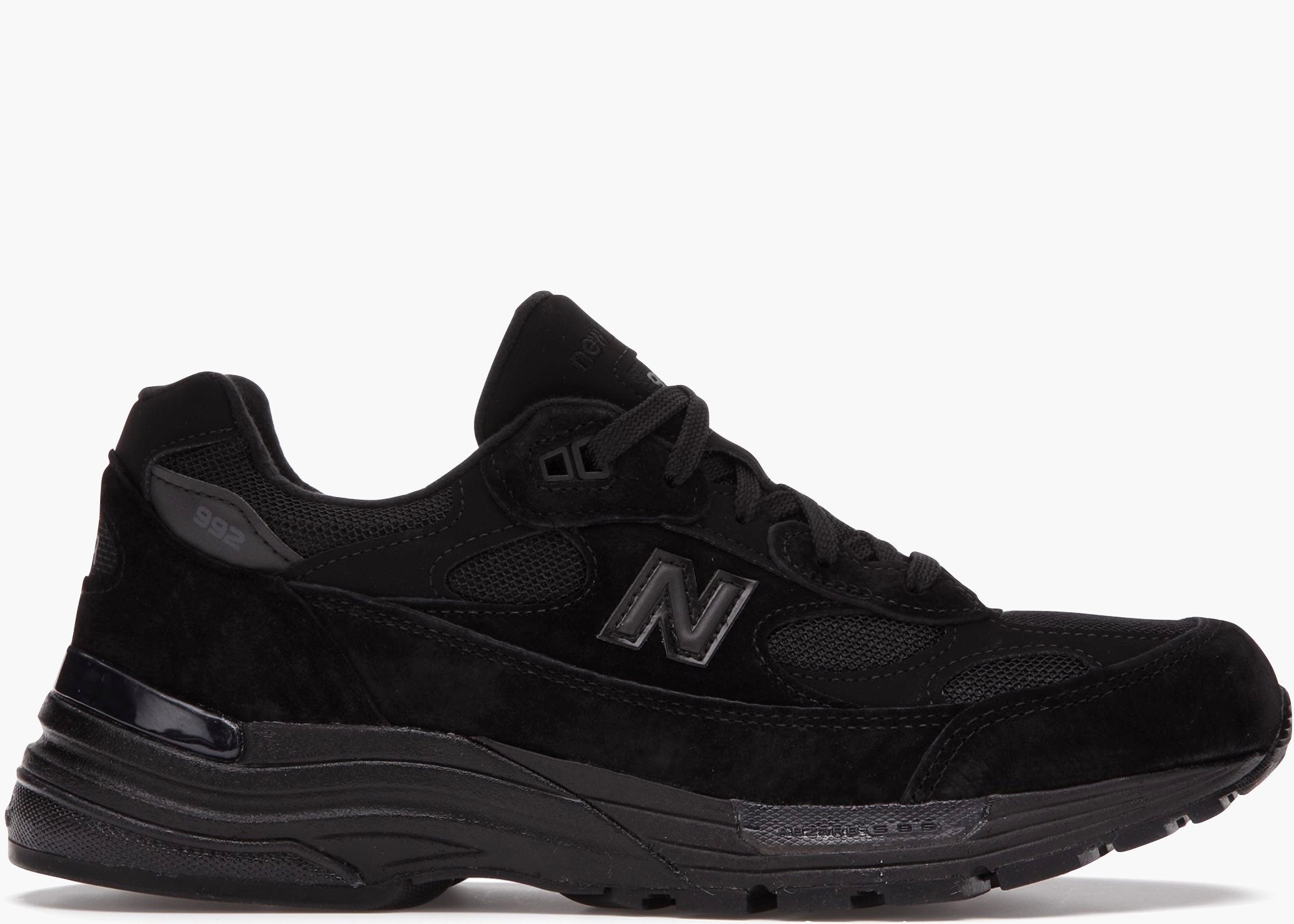 New Balance 992 Triple Black
Hype Clothinga