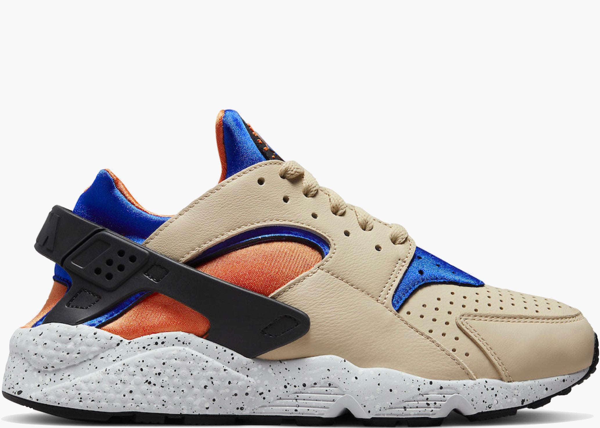 Nike Air Huarache
ACG Mowabb Hype Clothinga Limited Edition
