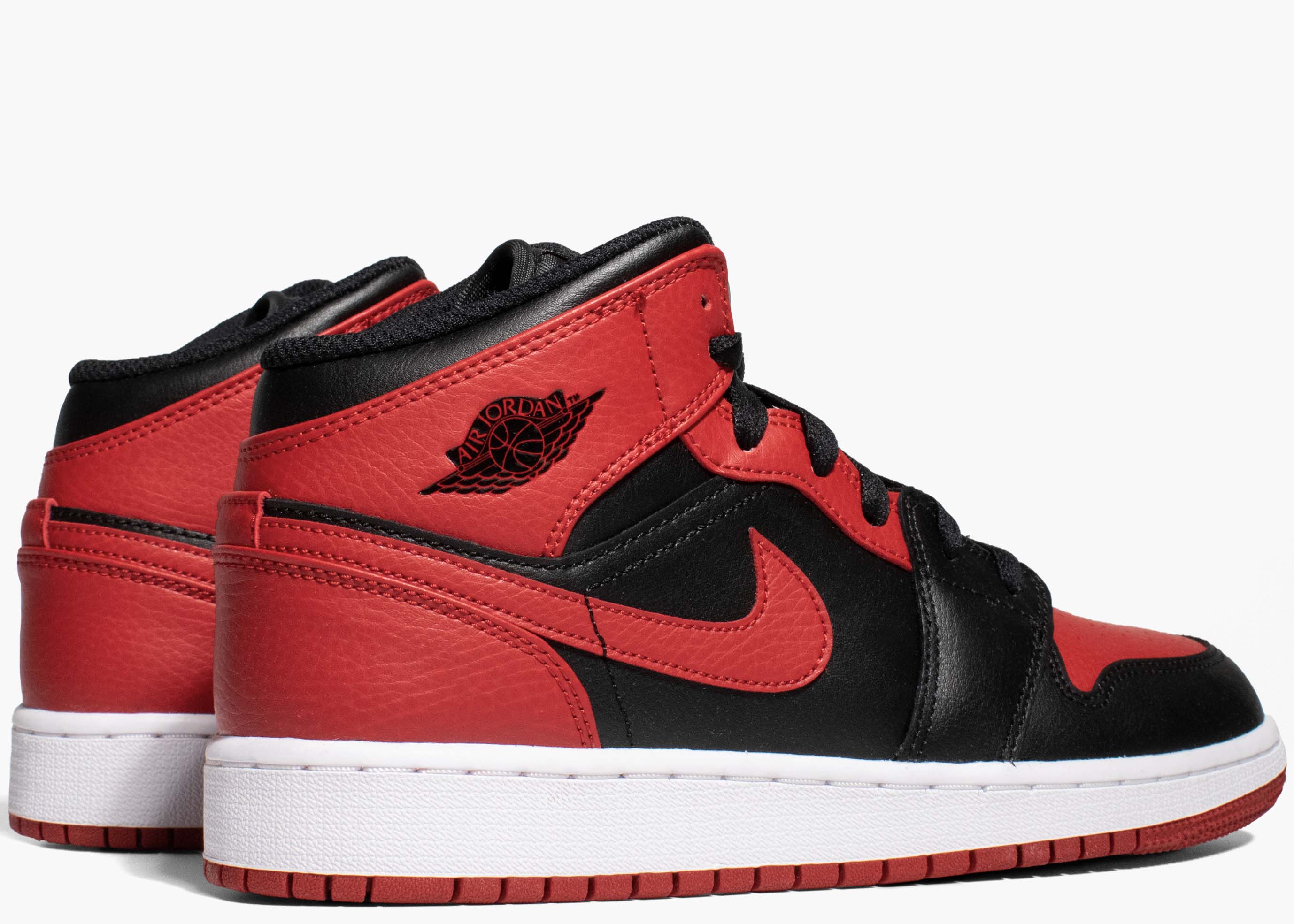 Nike Air Jordan 1 Mid Banned (GS) Hype Clothinga Limited Edition