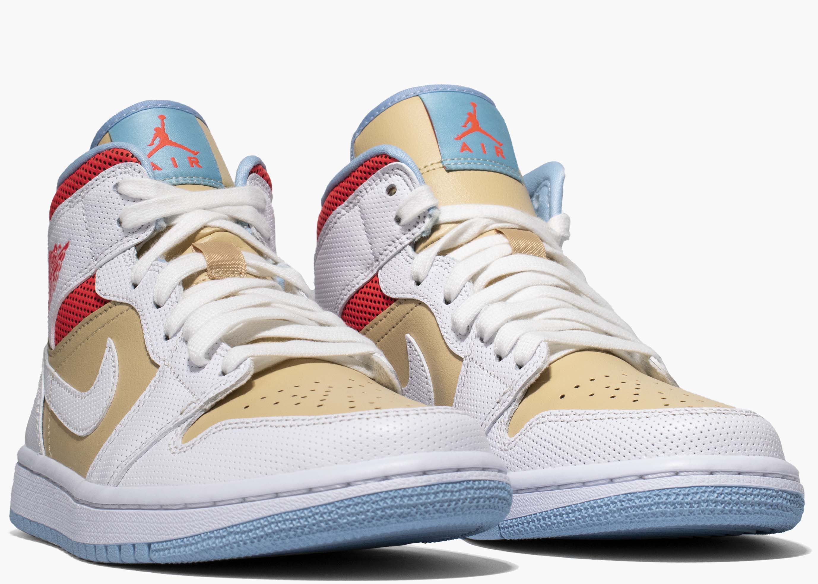 Nike Air Jordan 1 Mid SE Sesame (W) CZ0774-200 Hype Clothinga Limited Edition