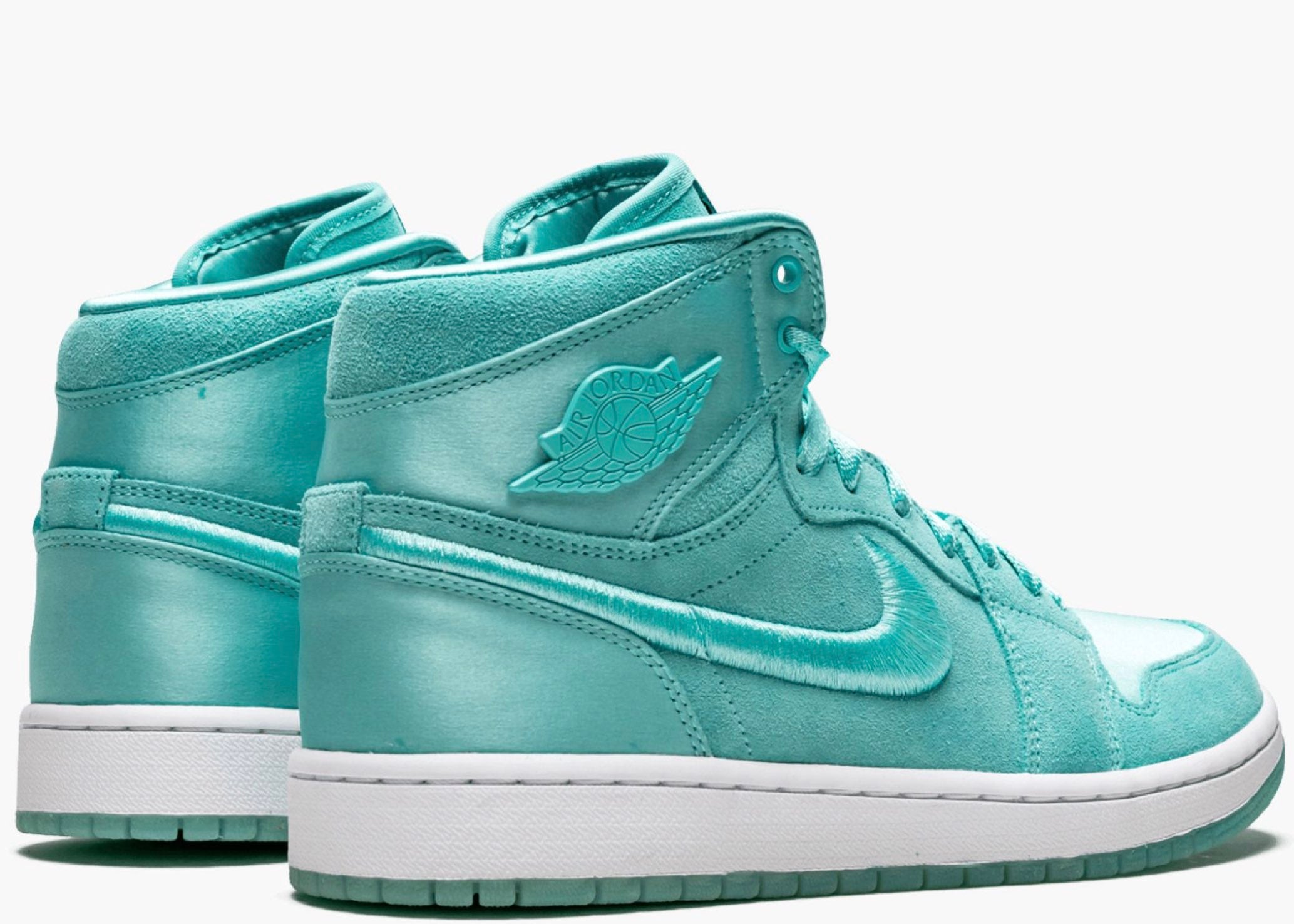 Nike Air Jordan 1 Retro High Season of Her Light Aqua (W) AO1847-440 Hype Clothinga Limited Edition
