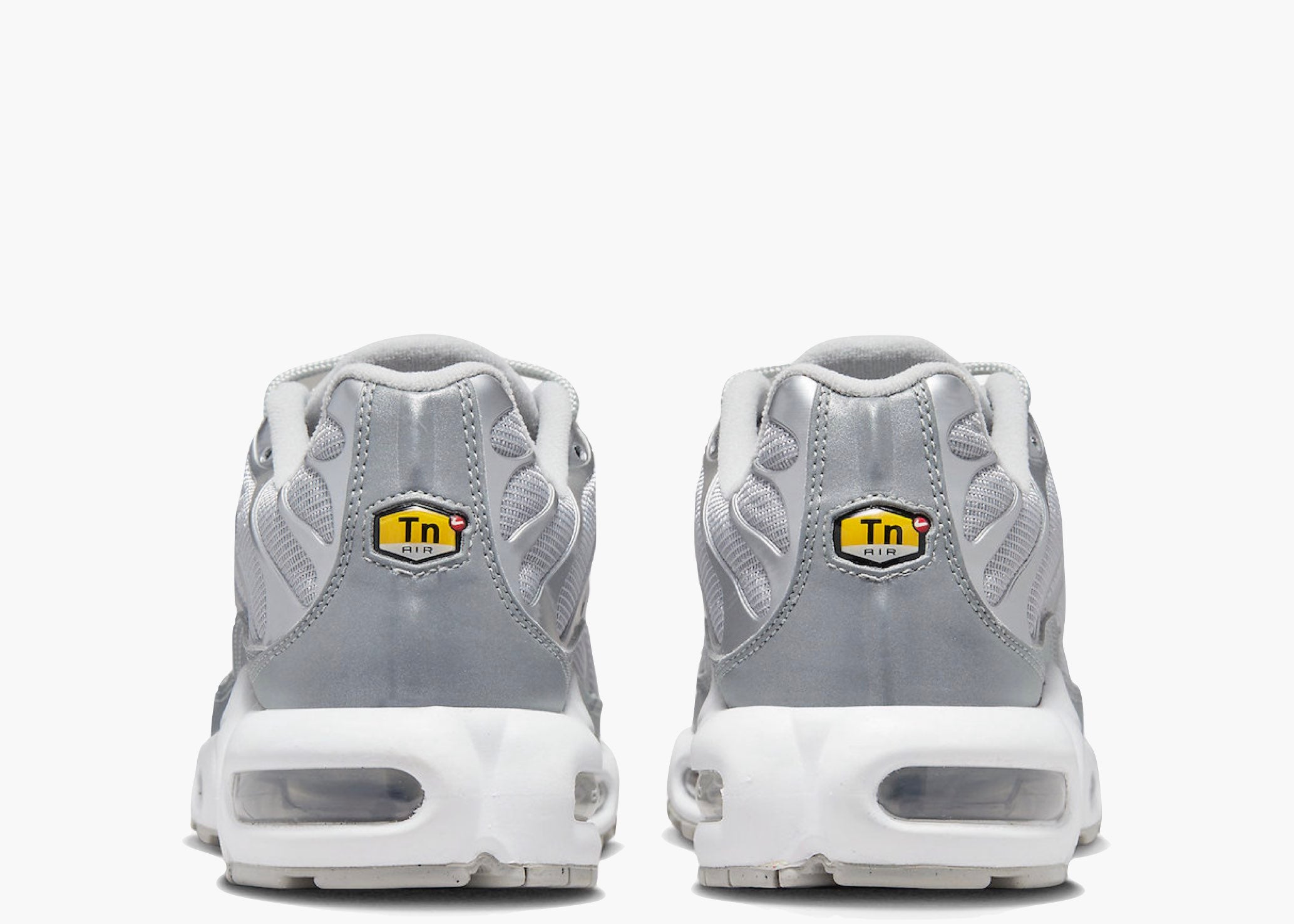 Nike Air Max Plus TN Metallic Silver FJ1012-095 Hype Clothinga Limited Edition