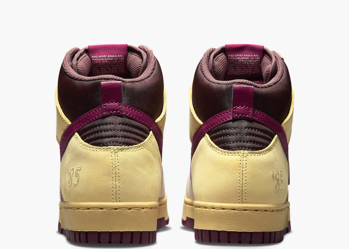 Nike Dunk High 1985 Valentine's Day (2023) (Women's) FD0794-700 Hype Clothinga Limited Edition