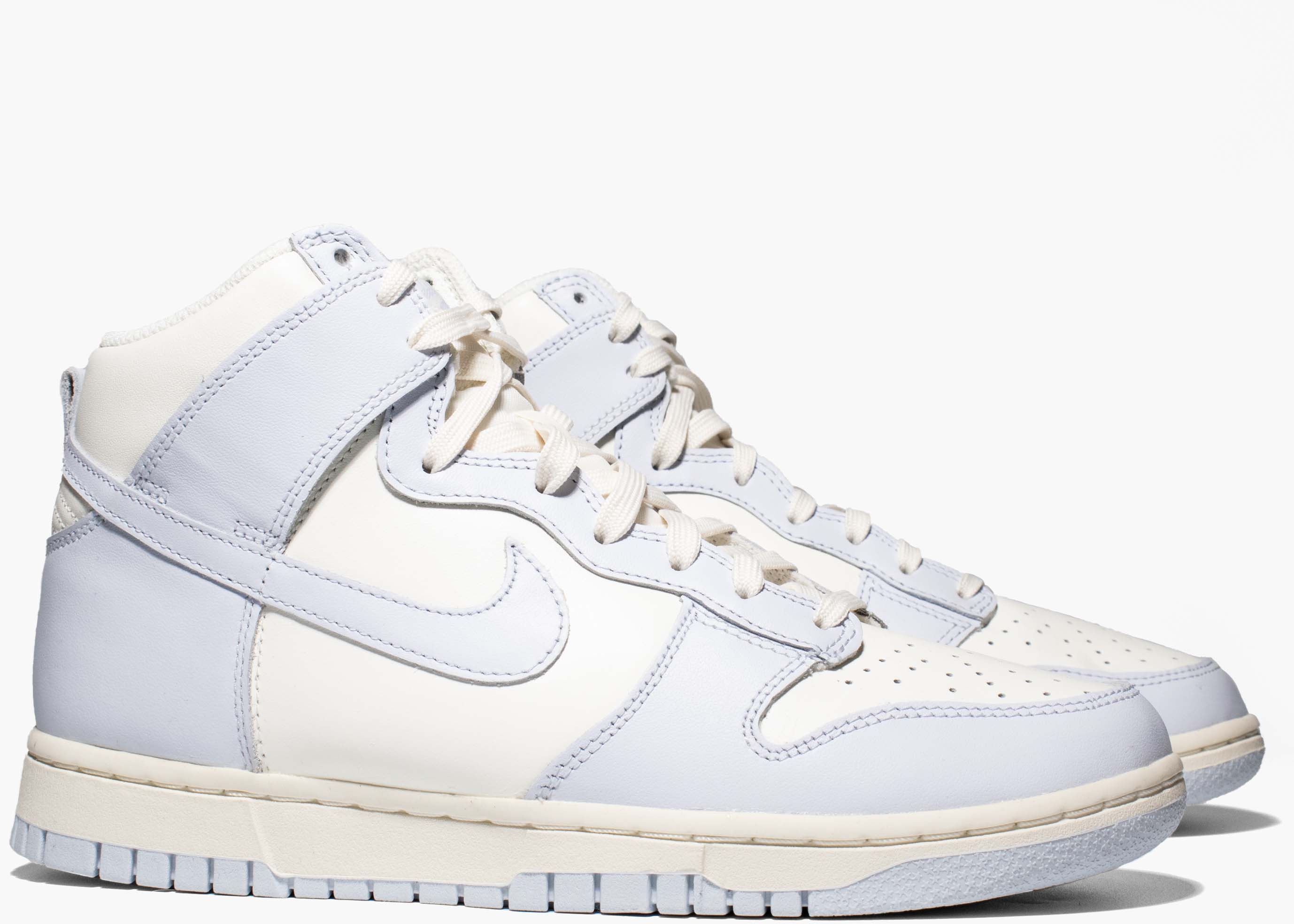 Nike Dunk High Sail Football Grey (W) DD1869-102 Hype Clothinga Limited Edition