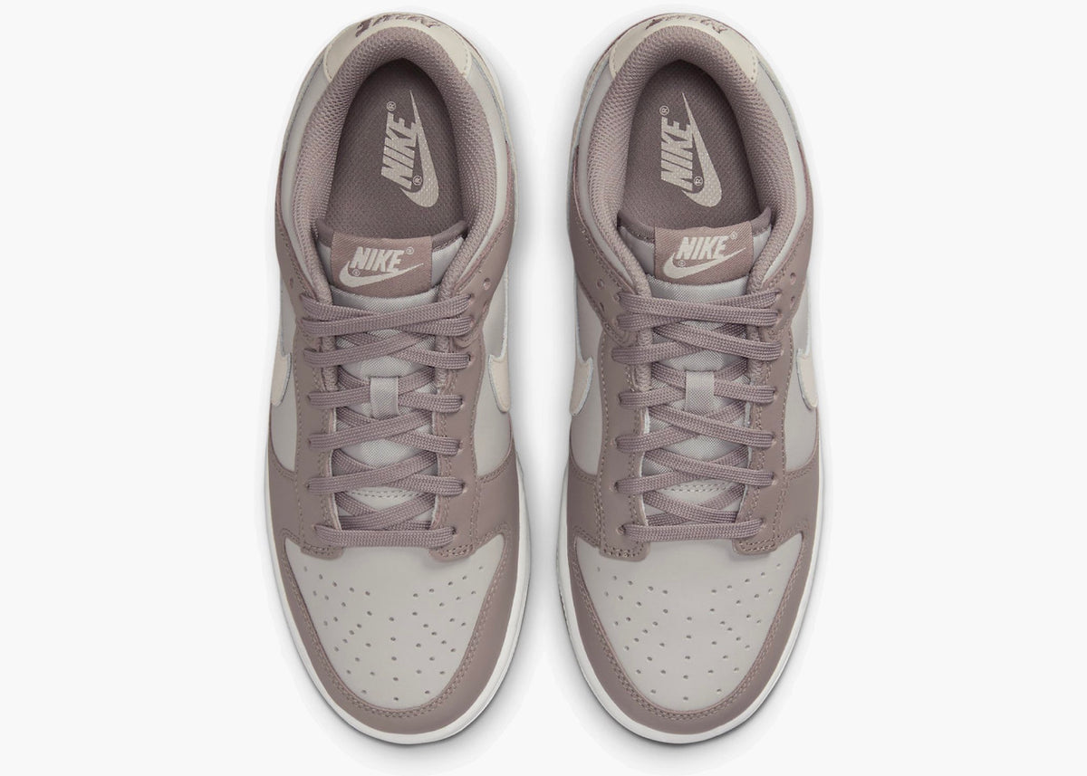 Nike Dunk Low Bone Beige (W)
FD0792-001 Hype Clothinga Limited Edition