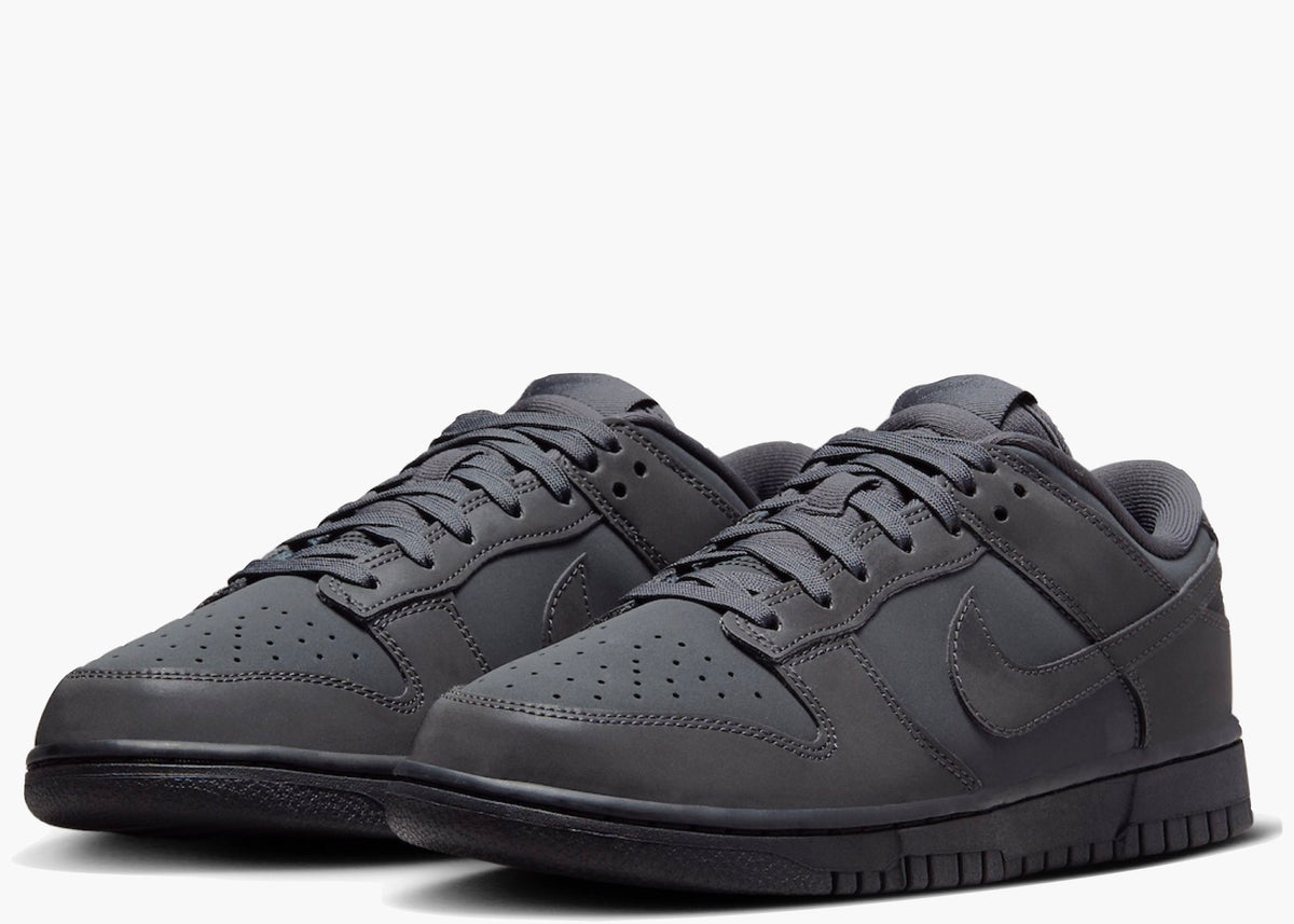 Nike Dunk Low Cyber Reflective (W) FZ3781-060 Hype Clothinga Limited Edition