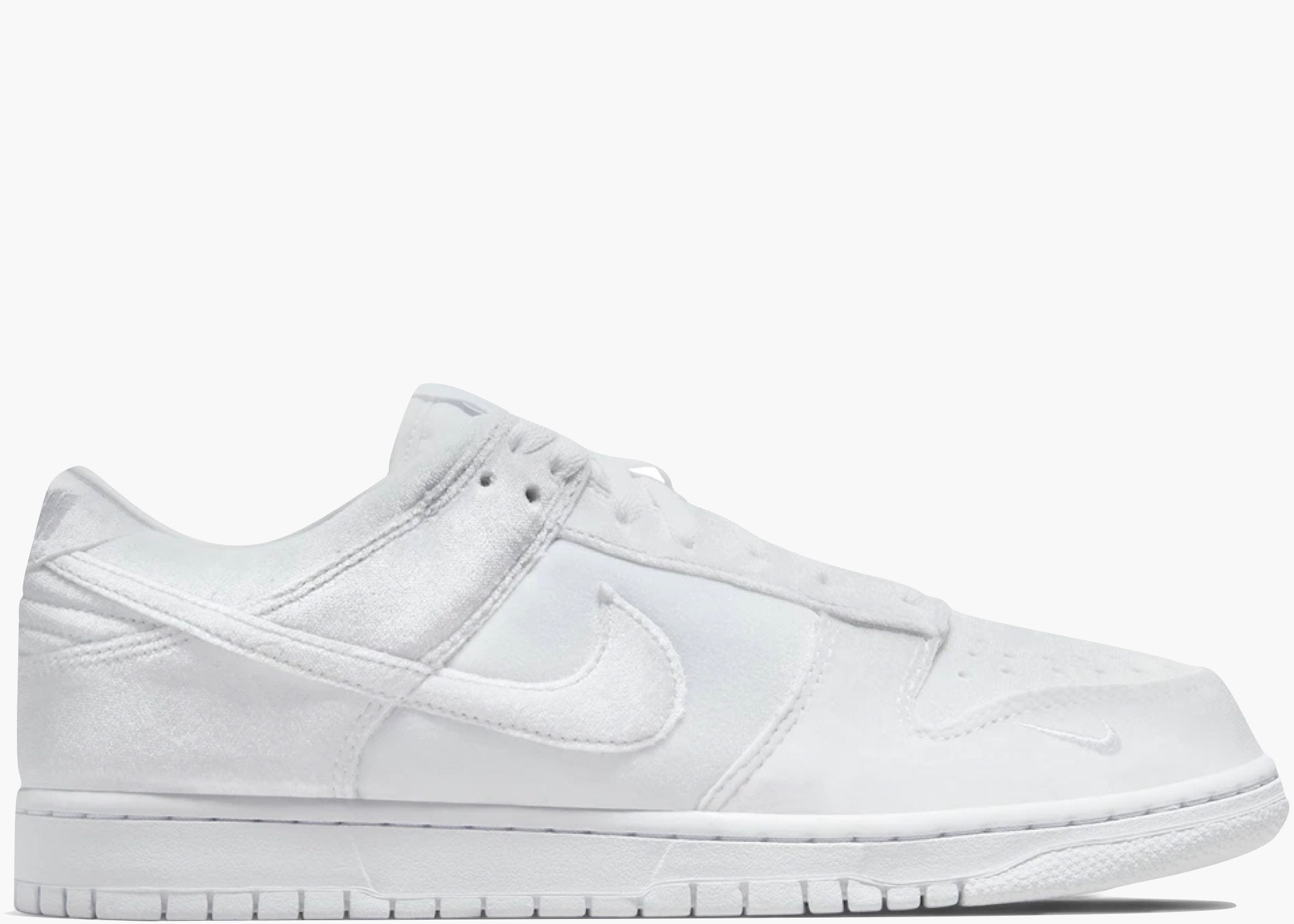 Nike Dunk Low Dover Street Market Triple White Velvet Hype Clothinga Limited Edition