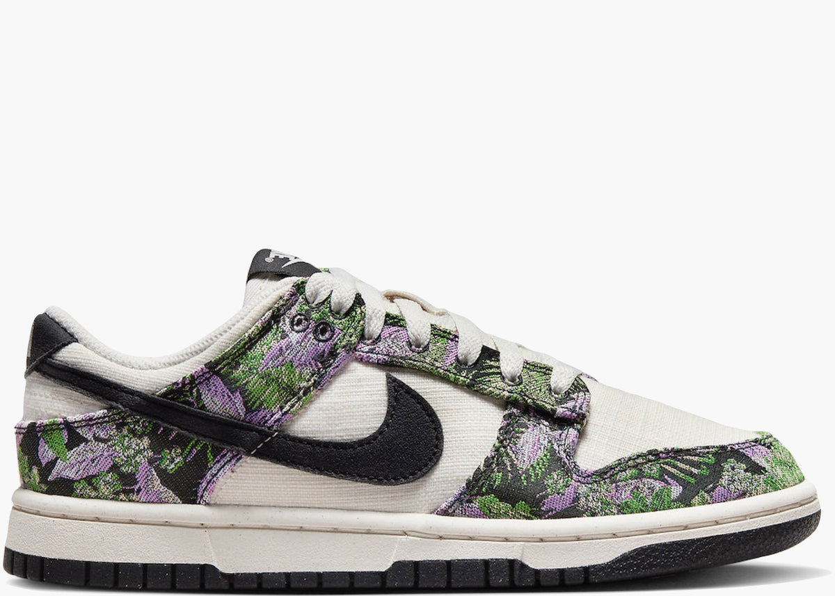 Nike Dunk Low Floral Tapestry (W) FN7105-030 Hype Clothinga Limited Edition