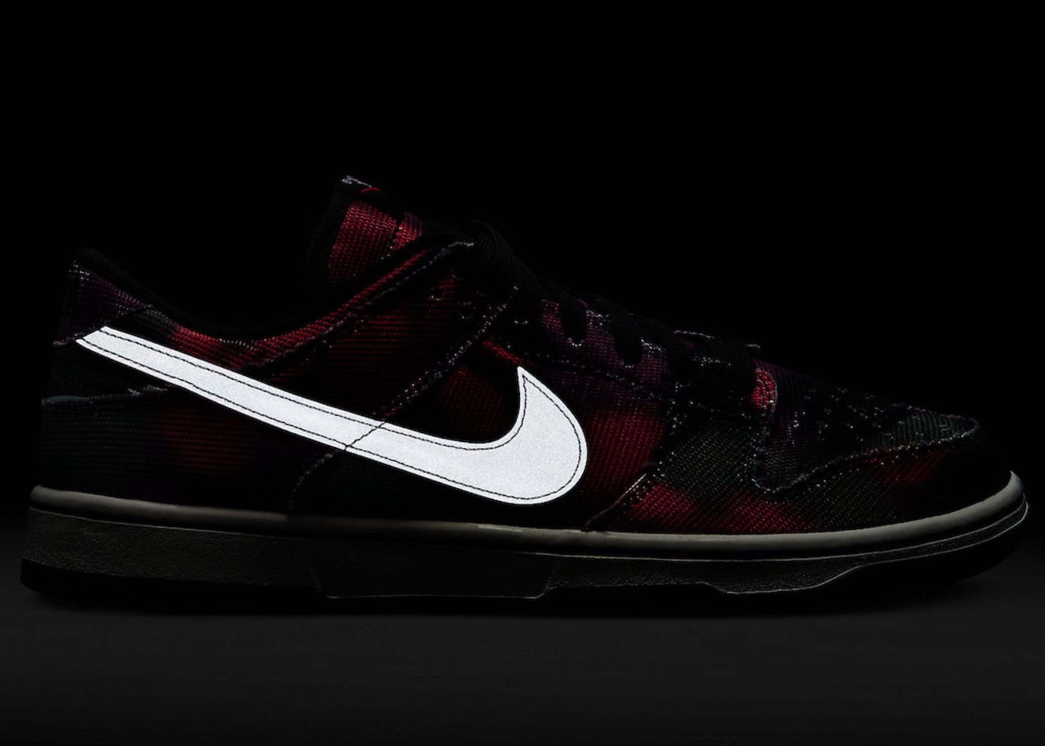 Nike Dunk Low Graffiti Pink Hype clothinga Limited Edition