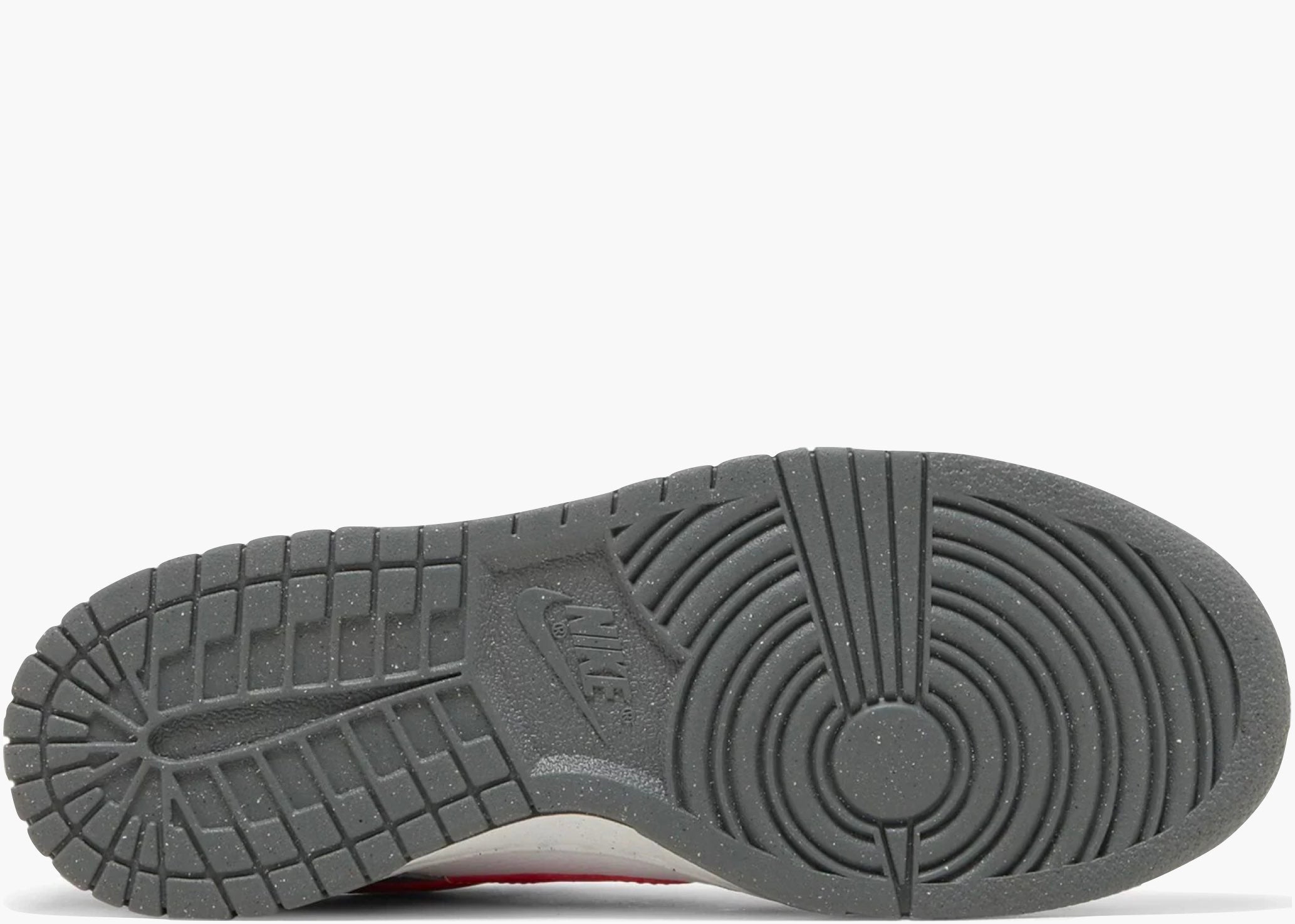 Nike Dunk Low Next Nature Smoke Grey Light Crimson (GS)  FB8038-001 Hype Clothinga Limited Edition.