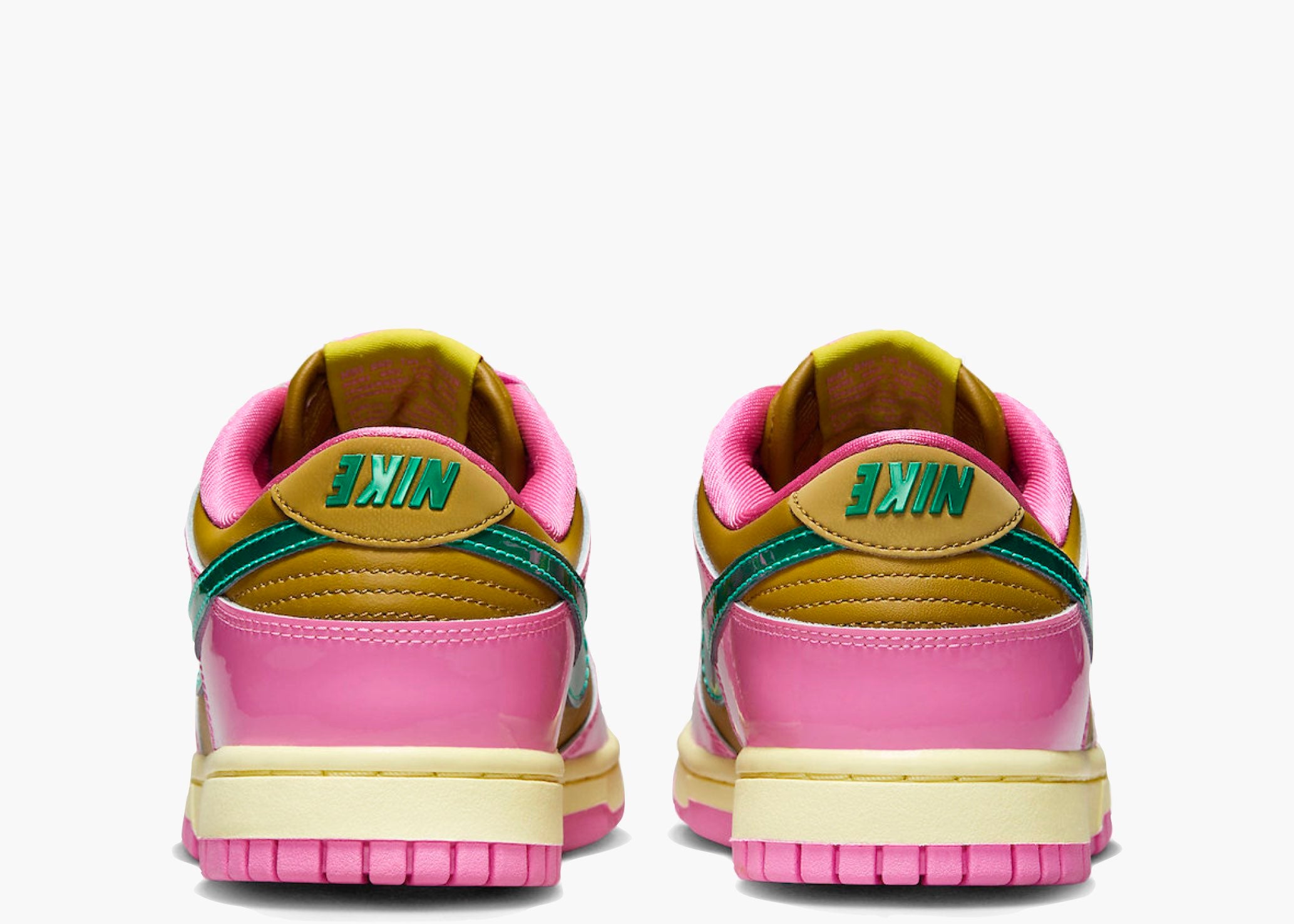 Nike Dunk Low QS
Parris Goebel (W)FN2721-600 Hype Clothinga Limited Edition