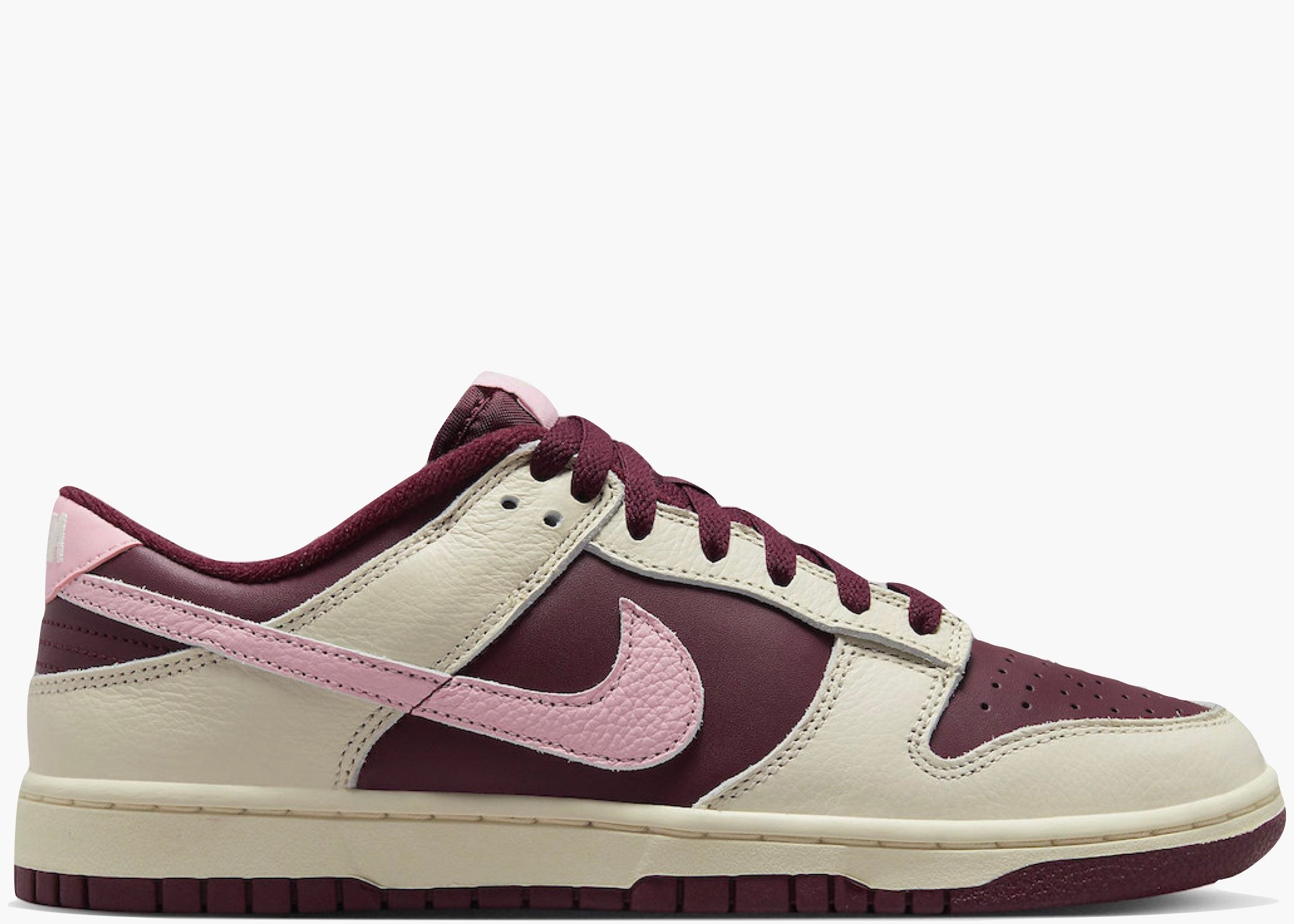 Nike Dunk Low Retro PRM Valentine's Day (2023) Hype Clothinga Limited Edition