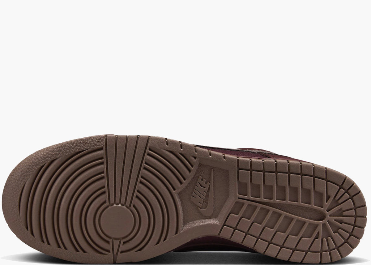 Nike Dunk Low Retro Premium Burgundy Crush FB8895-600 Hype Clothinga Limited Edition
