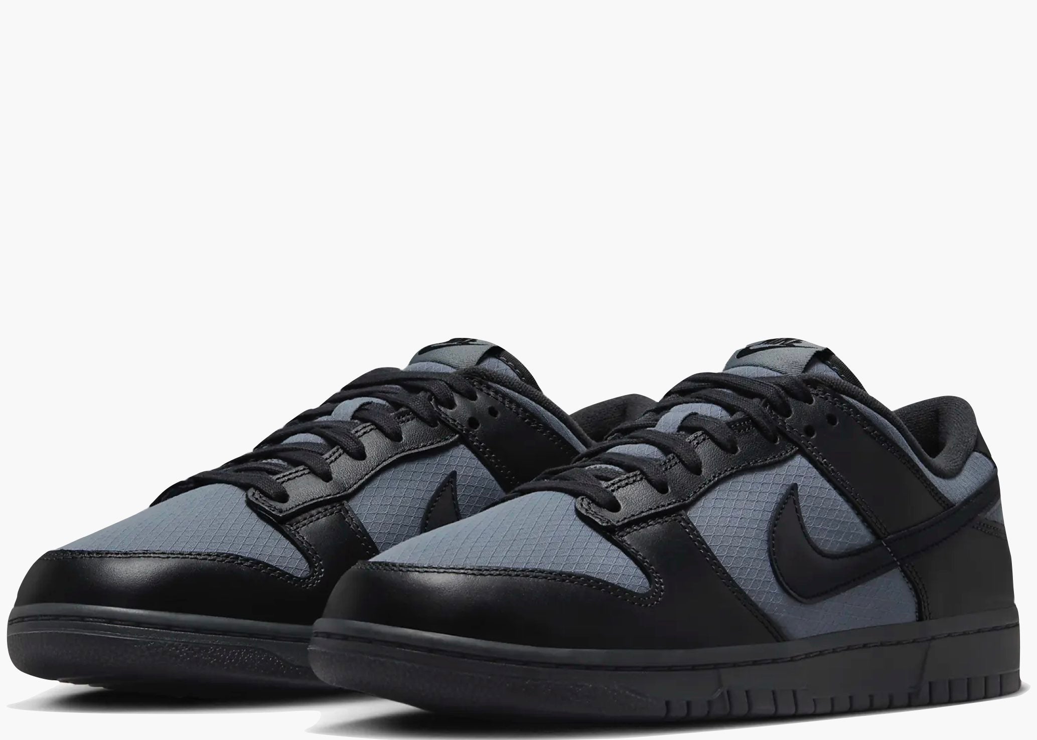 Nike Dunk Low Retro SE Off Noir Smoke Grey FZ3052-001 Hype Clothinga Limited Edition