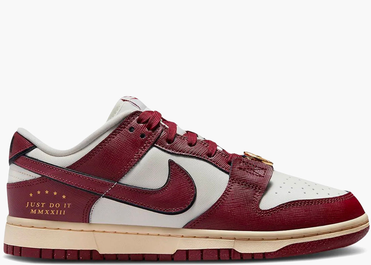 Nike Dunk Low SE Just Do It Sail Team Red (W) Hype Clothinga Limited Edition
