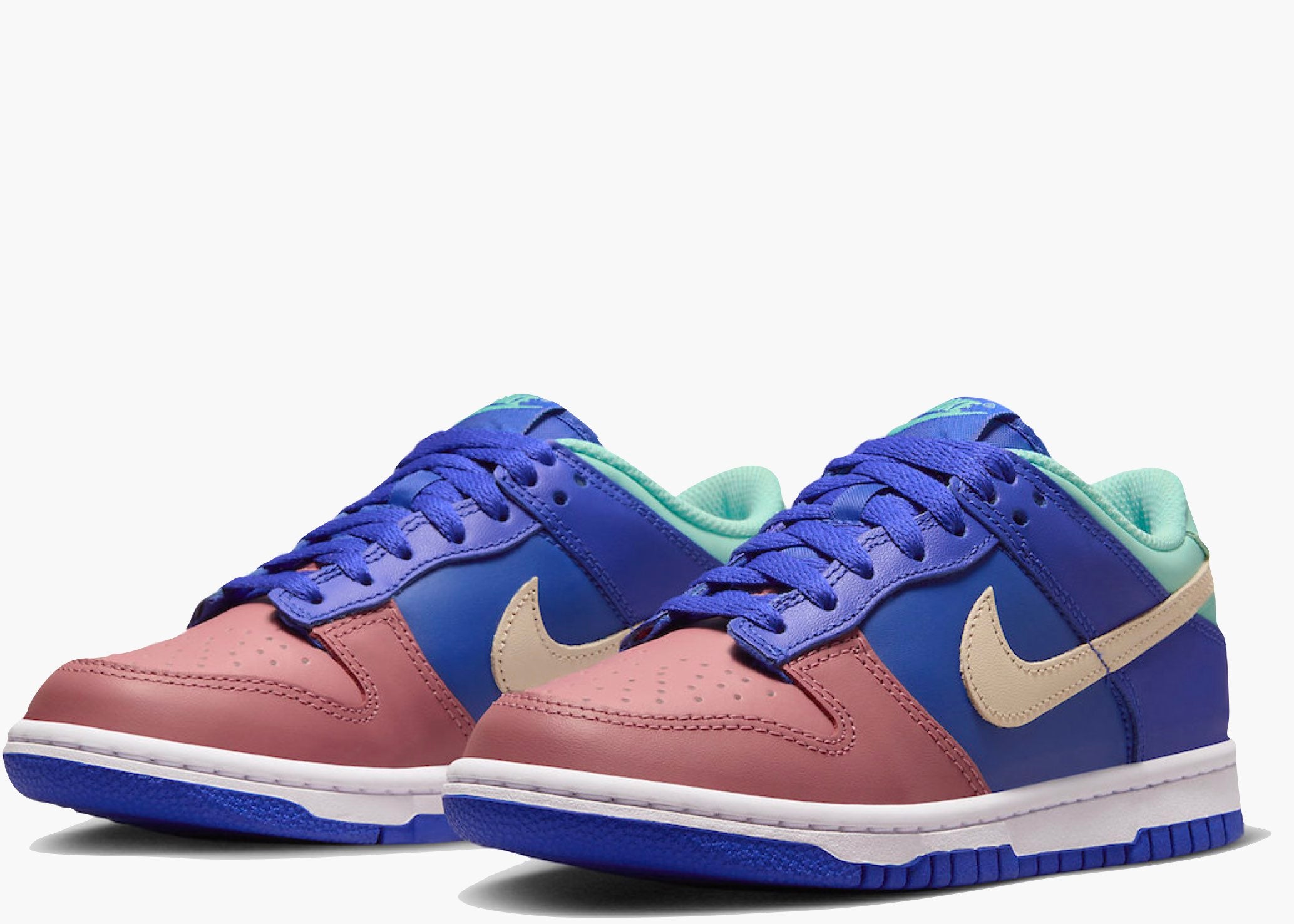 Nike Dunk Low Salmon Toe (GS) DZ2873-400 Hype Clothinga Limited Edition