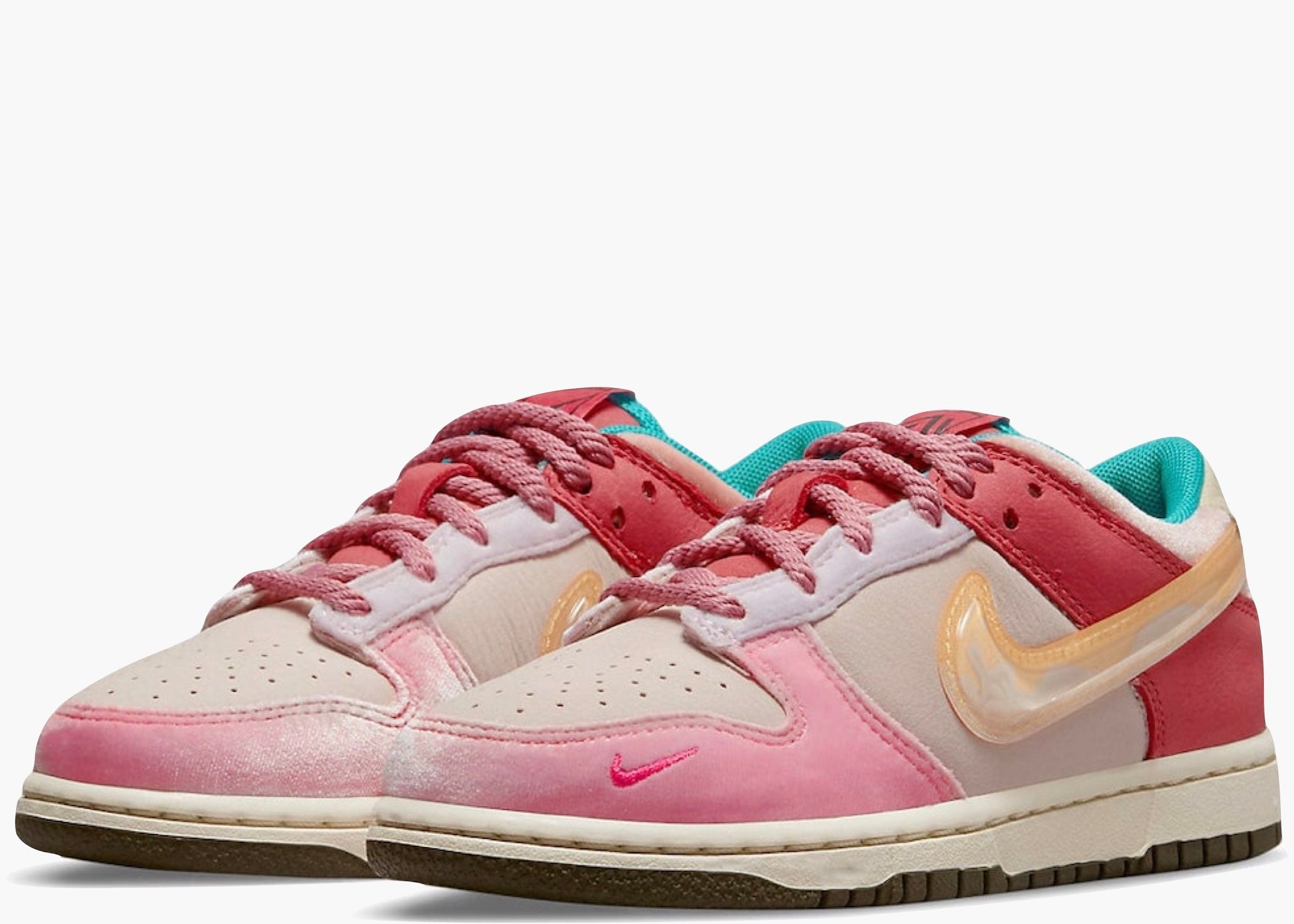 Nike Dunk Low Social Status Free Lunch Strawberry Milk (PS)