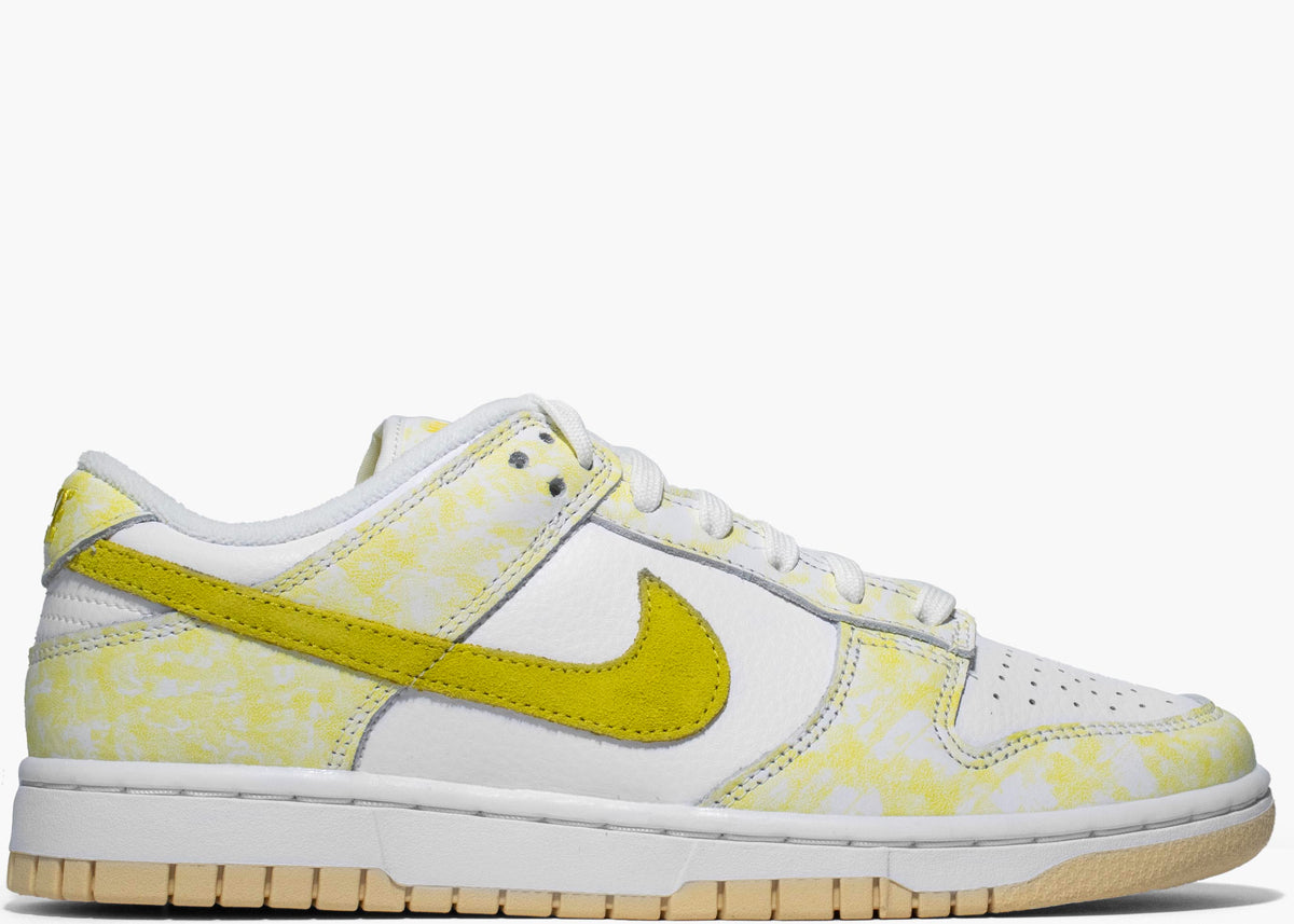 Nike Dunk Low Strike Yellow (W) Hype Clothinga Limited Edition