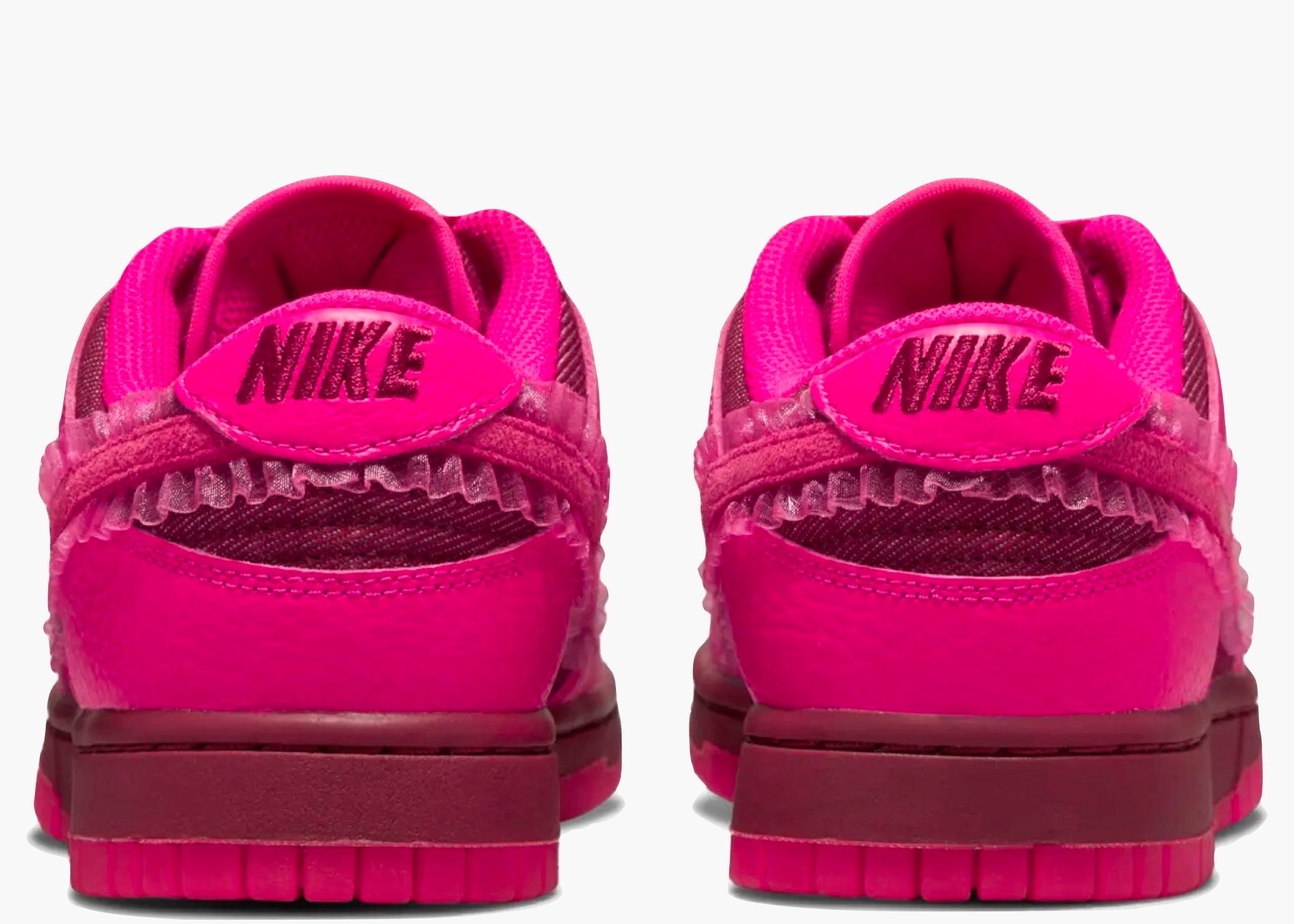 Nike Dunk Low Valentine's Day (2022) (W) Hype Clothinga Limited Edition