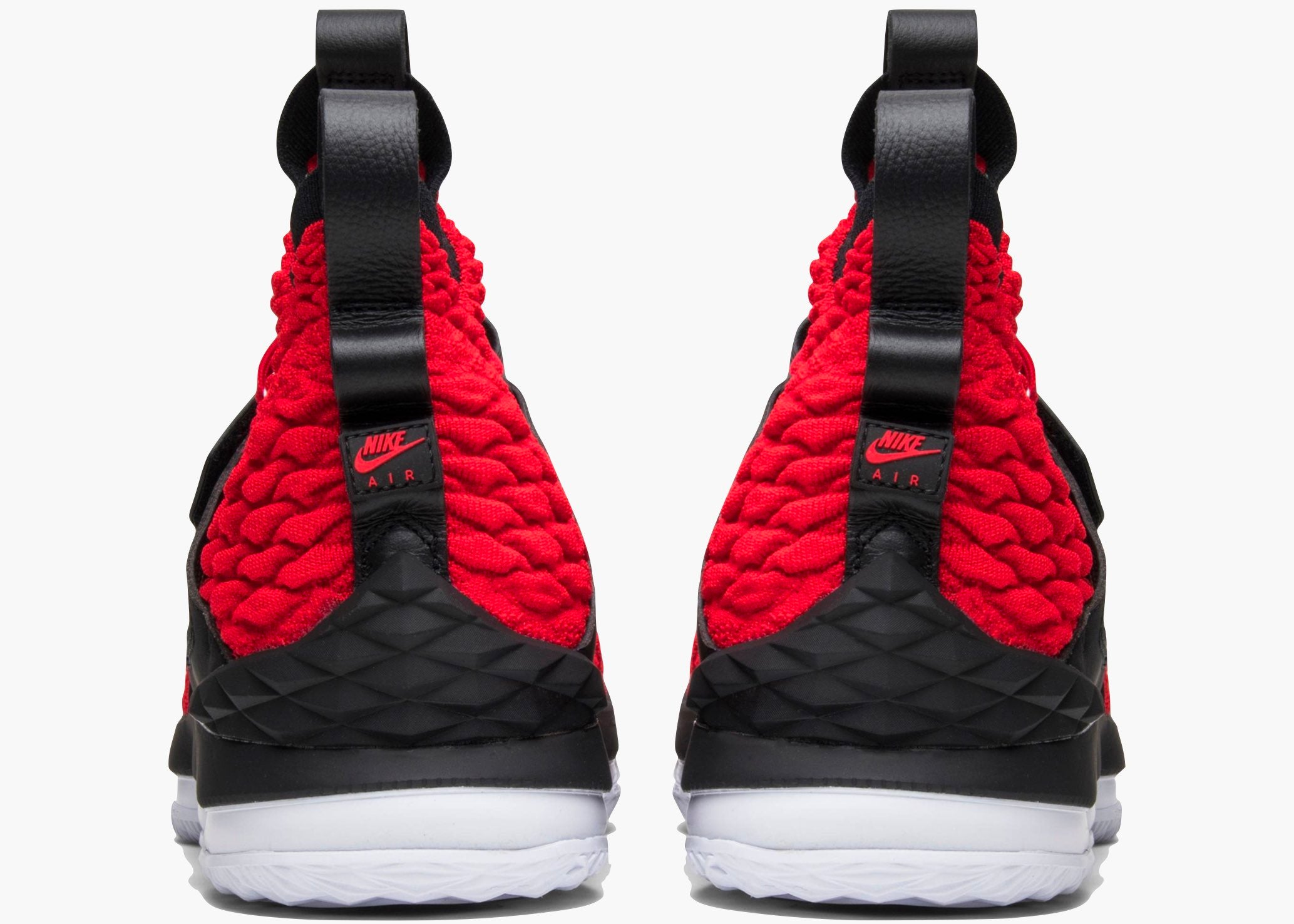 Nike Lebron 15 Red Diamond Turf AO9144-600 Hype Clothinga