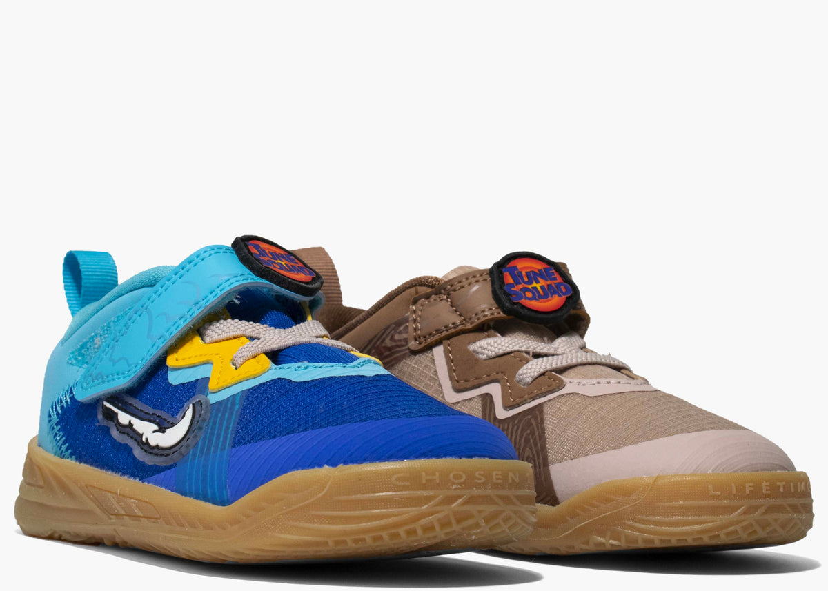 Nike Lebron 18 Low Wile E. vs Roadrunner Space Jam (TD) DJ3762-401 Hype Clothinga Limited Edition