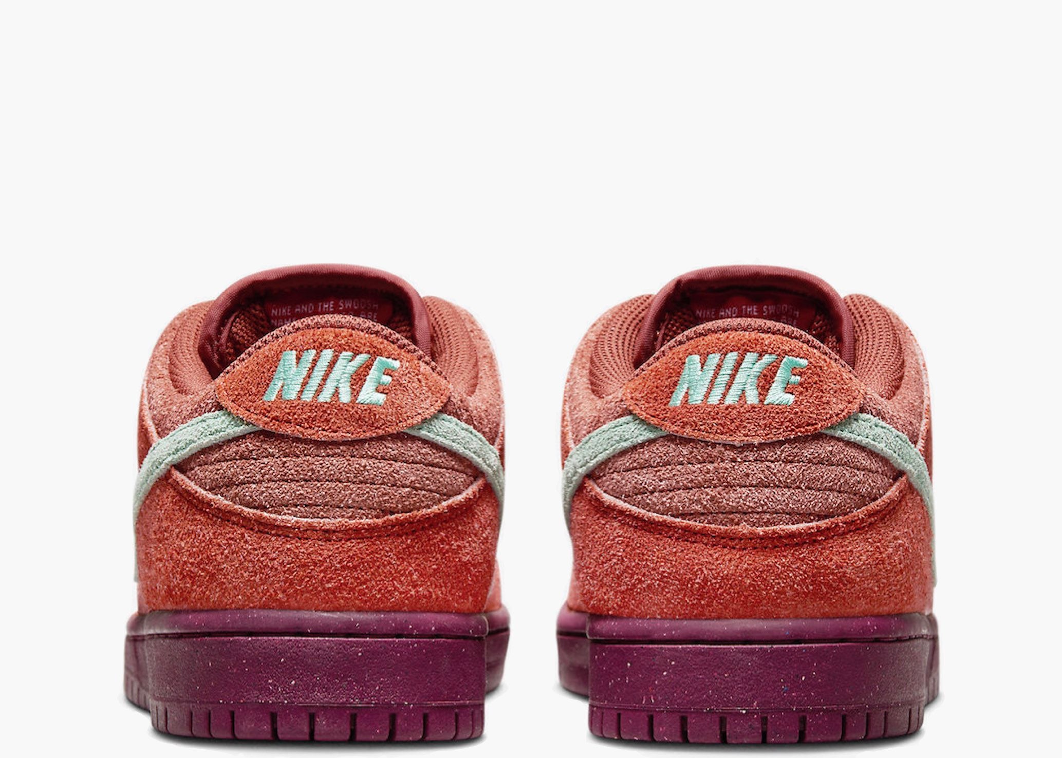 Nike SB Dunk Low Mystic Red DV5429-601 Hype Clothinga Limited Edition