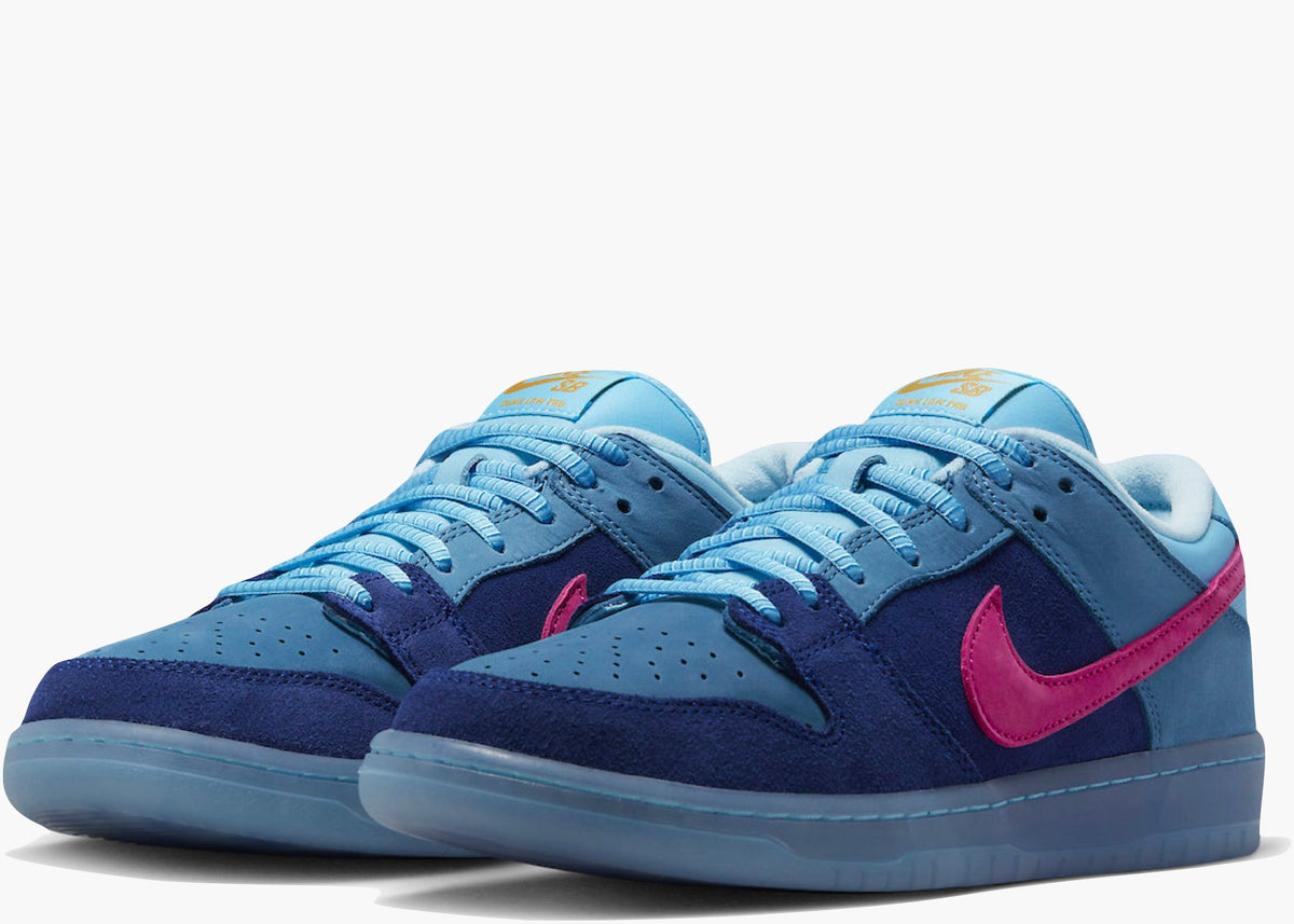 Nike SB Dunk Low Run The Jewels
DO9404-400 Hype Clothinga Limited Edition