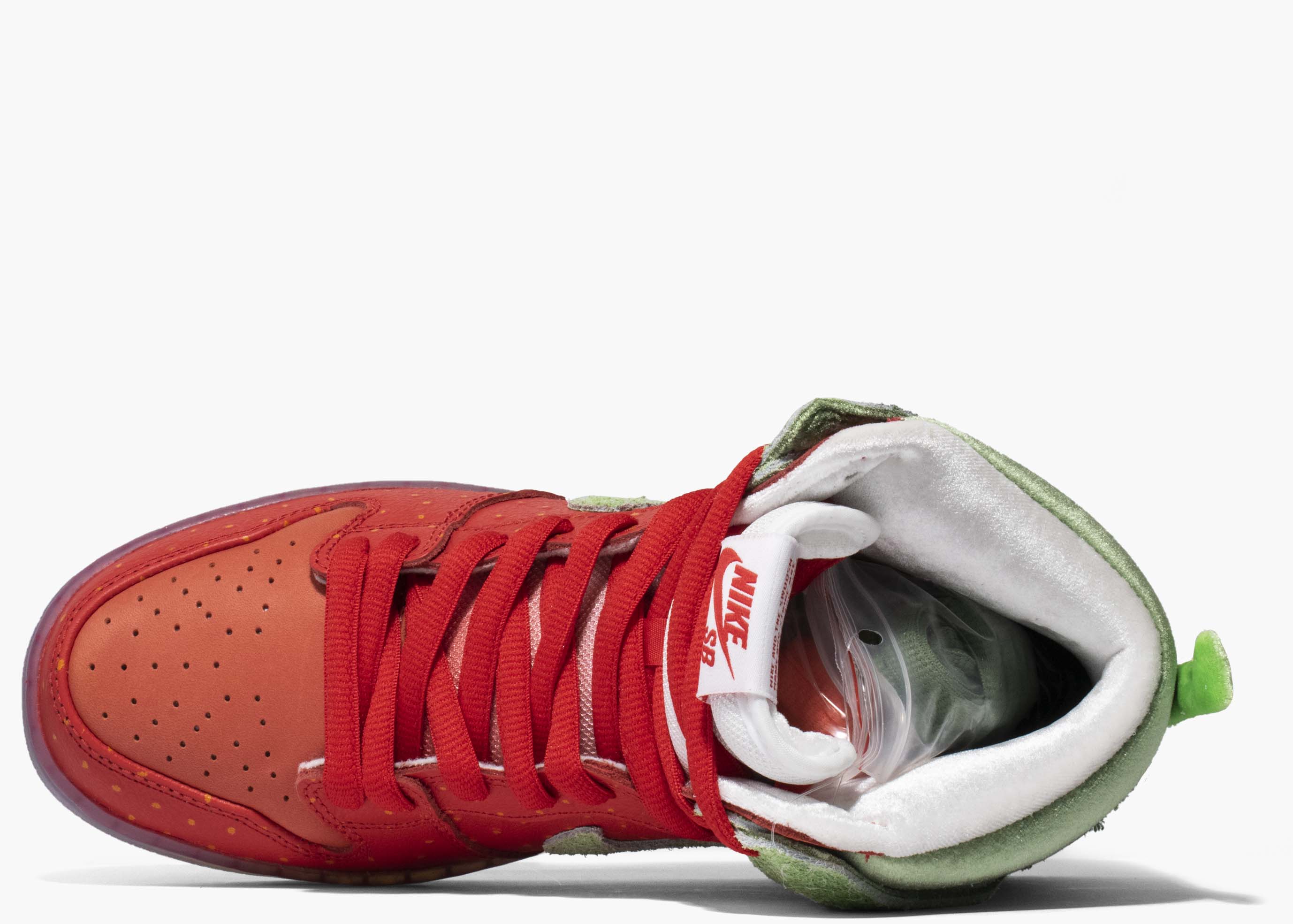 Nike Sb Dunk High Strawberry Cough Hype Clothinga Limited Edition