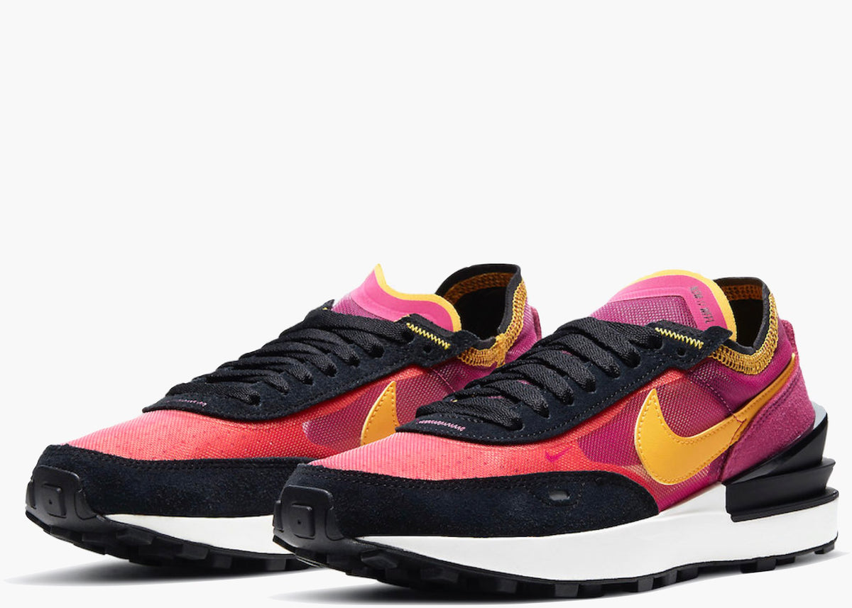 Nike Waffle One Active Fuchsia