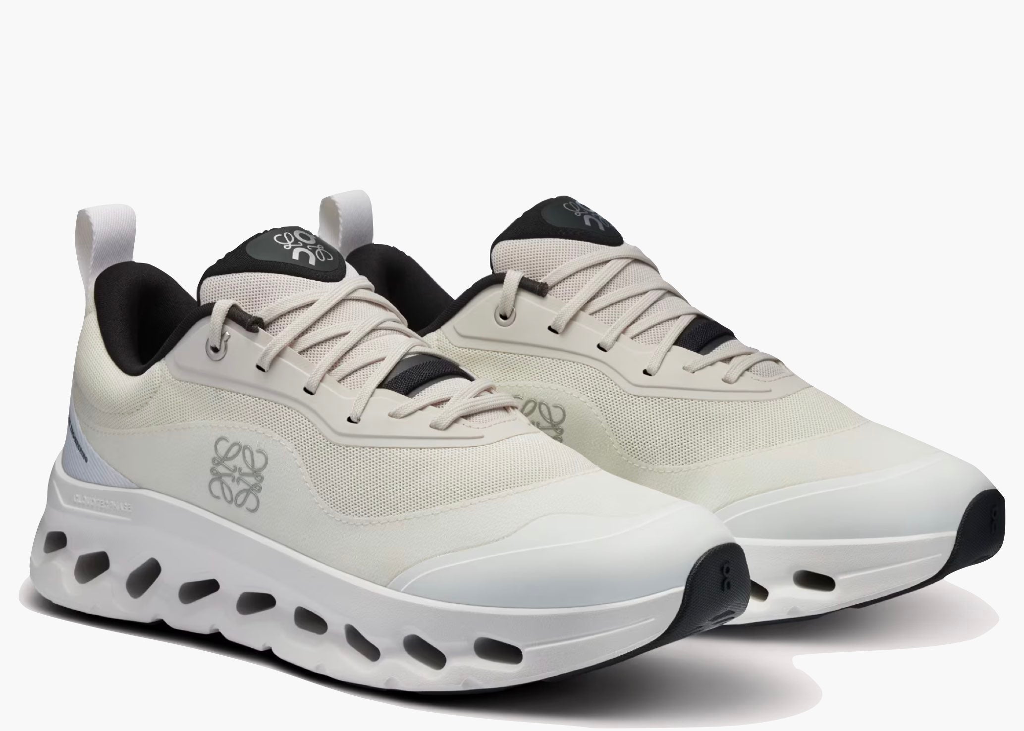 On Running Cloudtilt 2 LOEWE Sand White 3ME10692979 Hype Clothinga Limited Edition