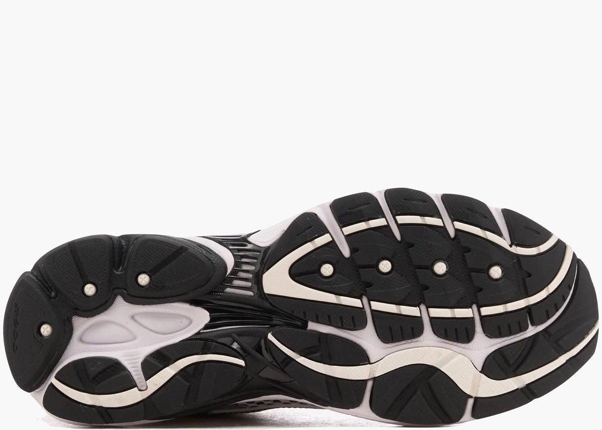 Saucony ProGrid Omni 9 White Black Silver Gold S70739-9 Hype Clothinga Limited Edition