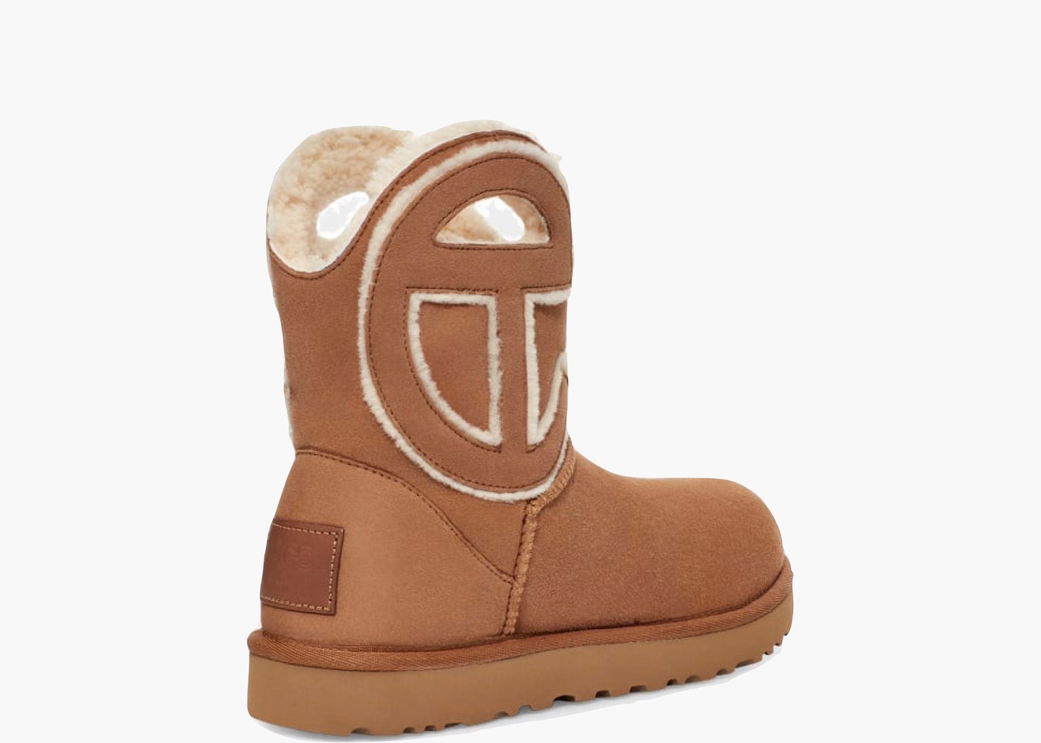 UGG x Telfar Logo Mini
Chestnut 1122991-CHE Hype Clothinga Limited Edition