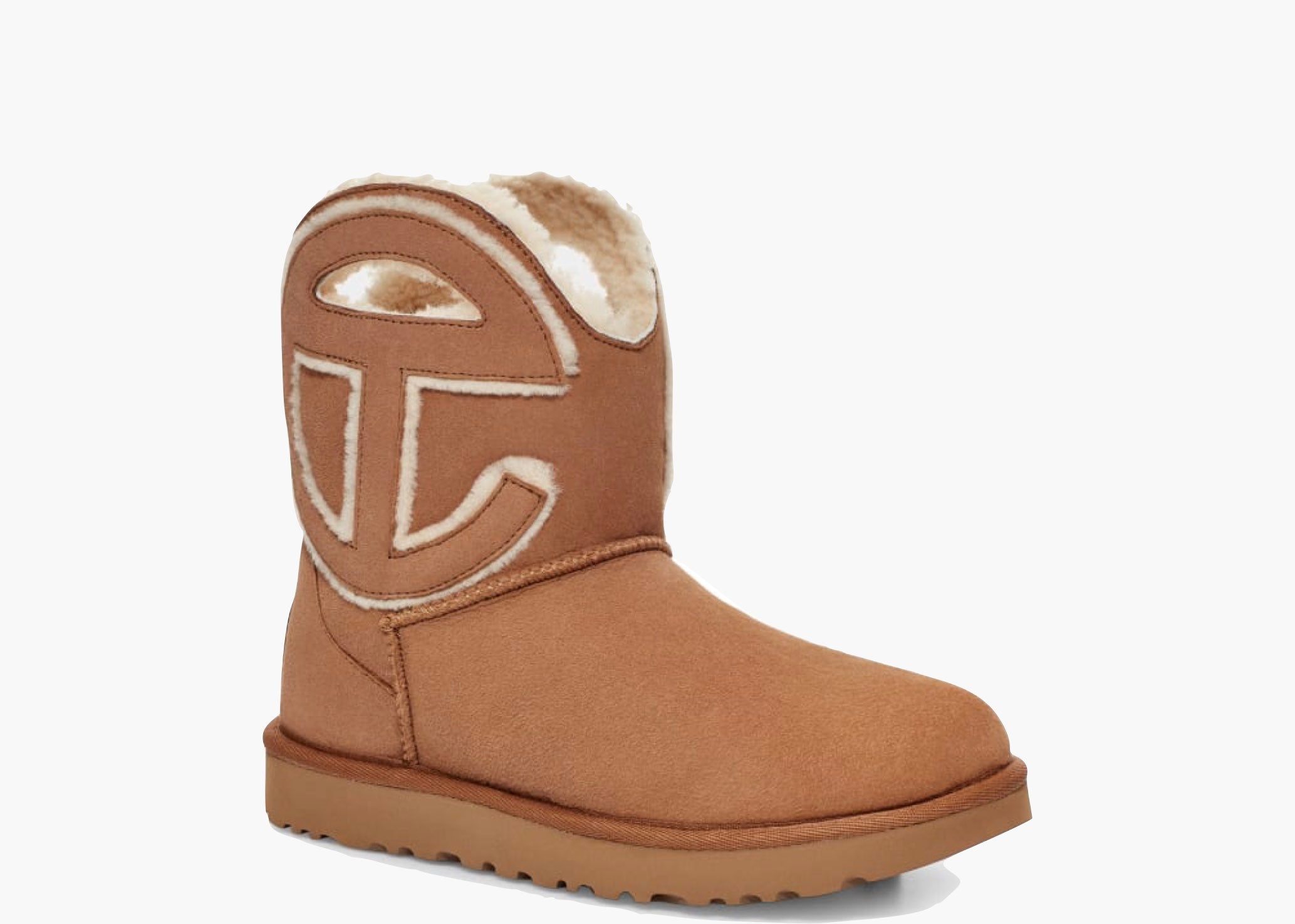 UGG x Telfar Logo Mini
Chestnut 1122991-CHE Hype Clothinga Limited Edition