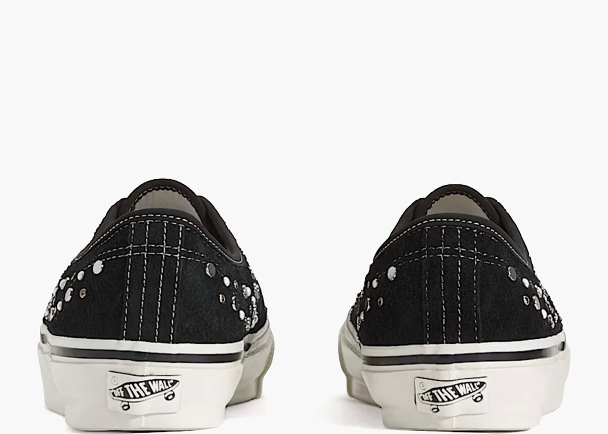Vans Premium Authentic 44
Nocturnal Crystal
VN000EBN1U3 hype clothinga limited edition