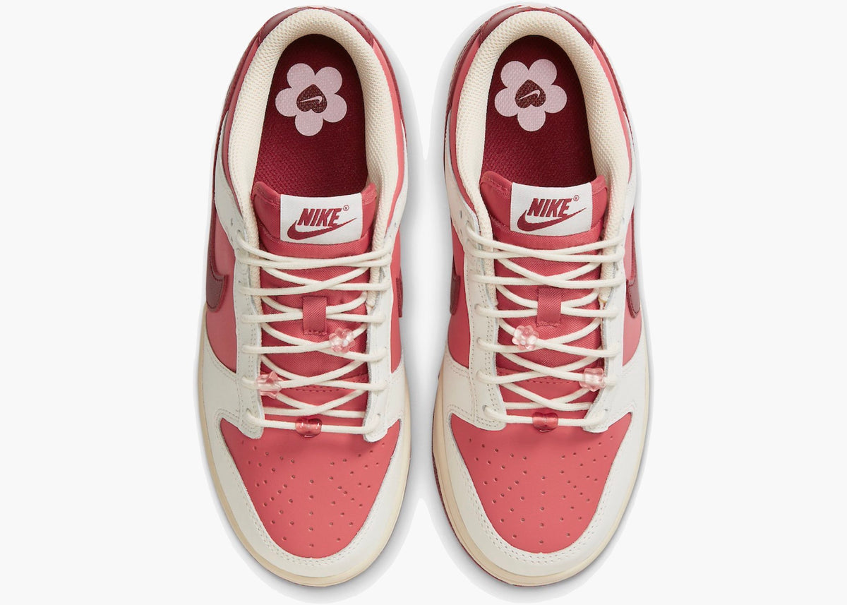Nike Dunk Low
Valentine's Day 2024 Alternate (W) Hype Clothinga limited edition