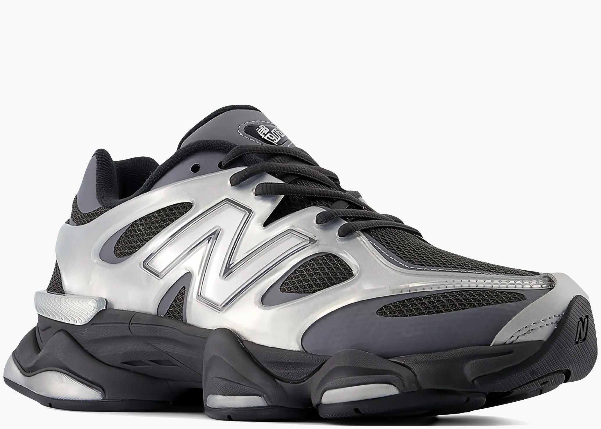 New Balance 9060 X Silver Metallic Black Cement
U9060ISA Hype clothinga limited edition