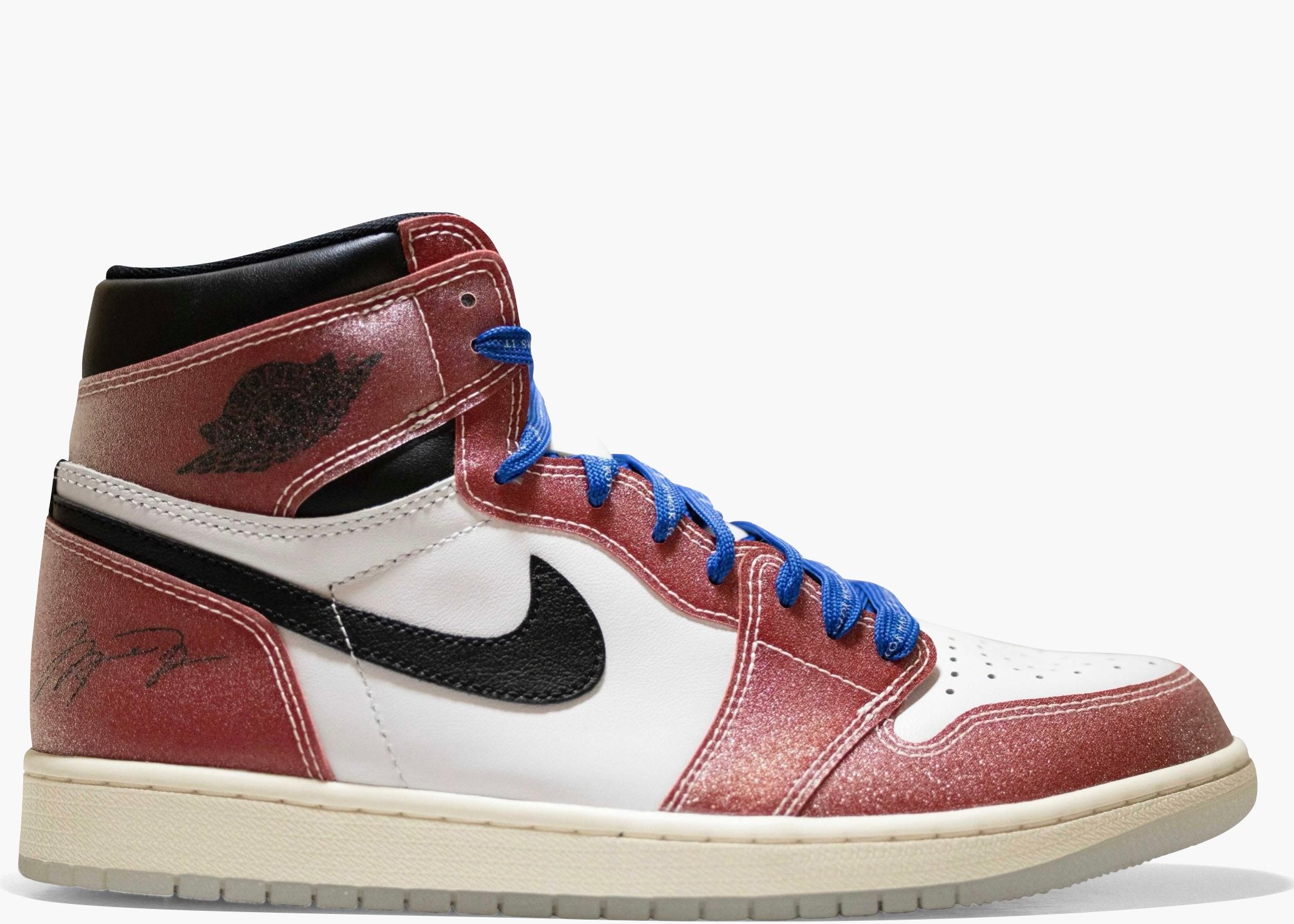 ordan 1 Retro High Trophy Room Chicago Friends & Family. Hype Clothinga