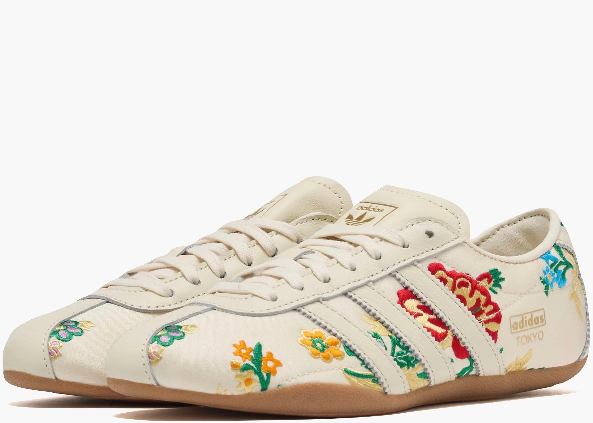 Adidas Tokyo Crew White Floral Embroidery (W) JQ1687 Hype Clothinga Limited Edition