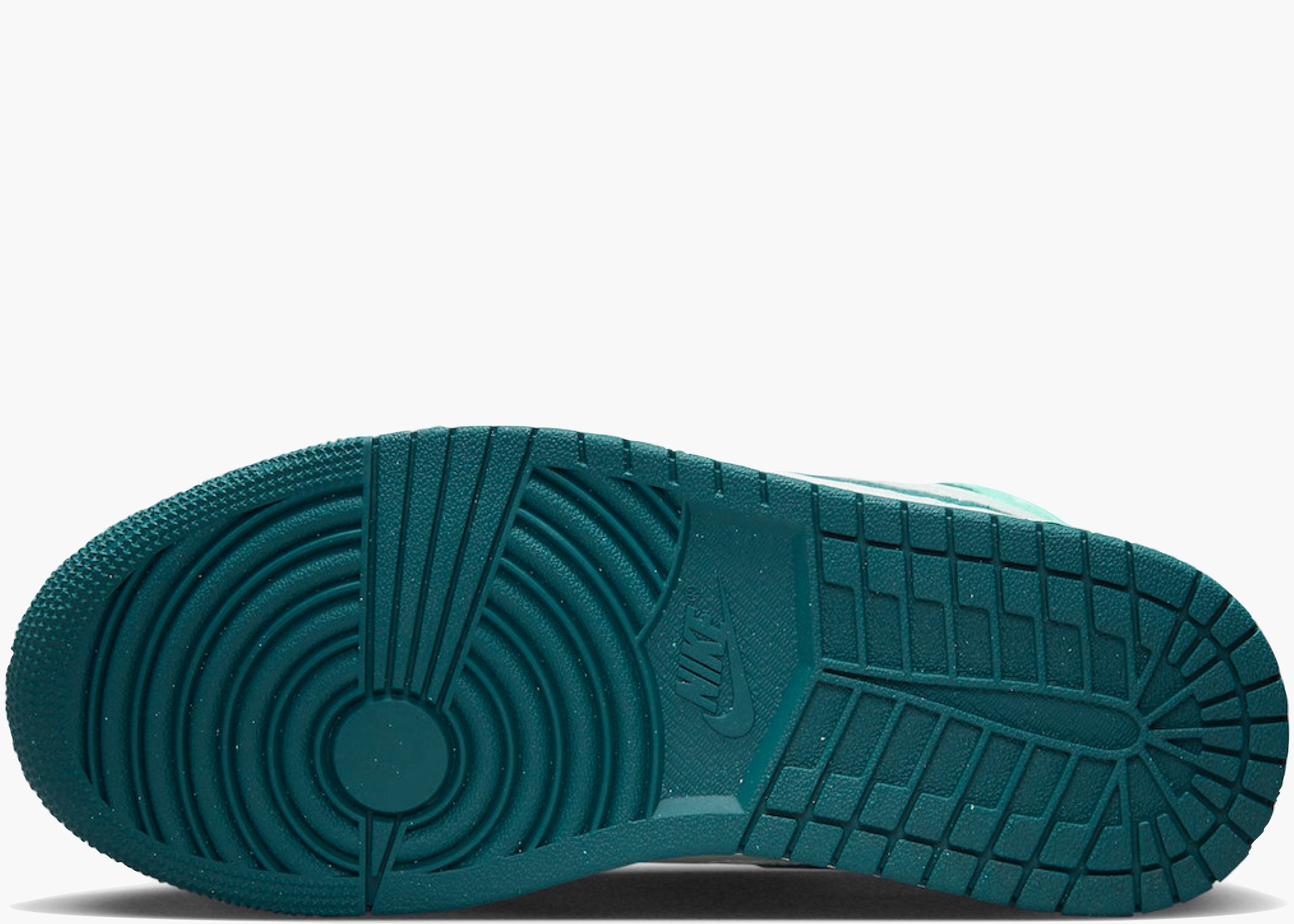 Jordan 1 Mid Chenille Bleached Turquoise (Women's)  DZ3745-300 Hype Clothinga Limited Edition