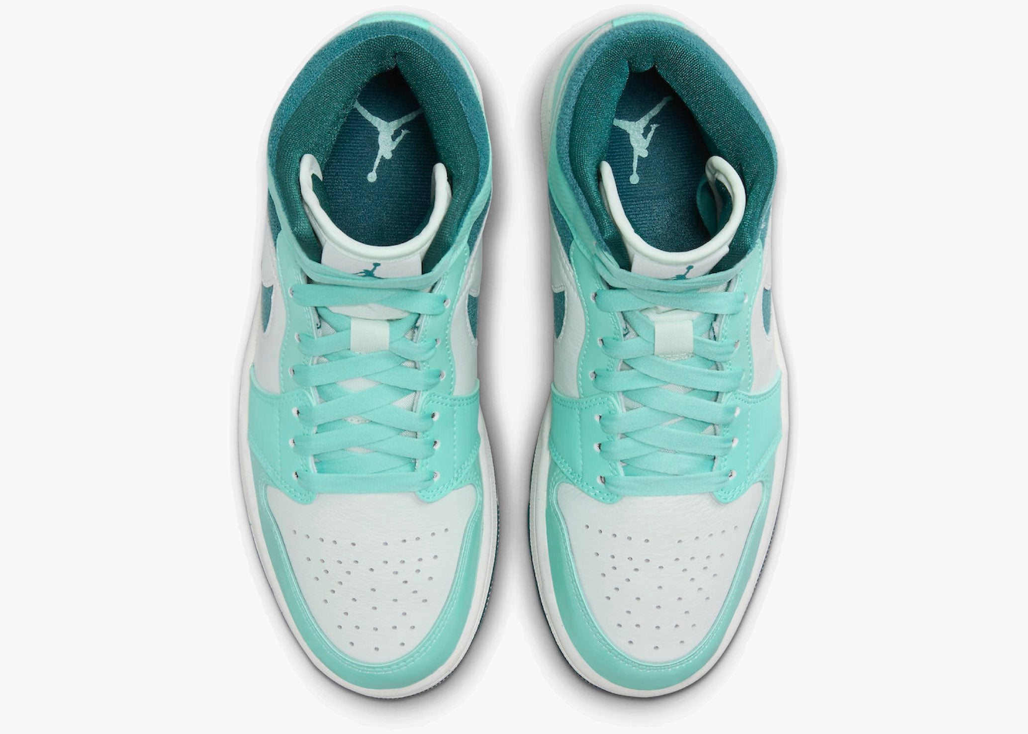 Jordan 1 Mid Chenille Bleached Turquoise (Women's)  DZ3745-300 Hype Clothinga Limited Edition
