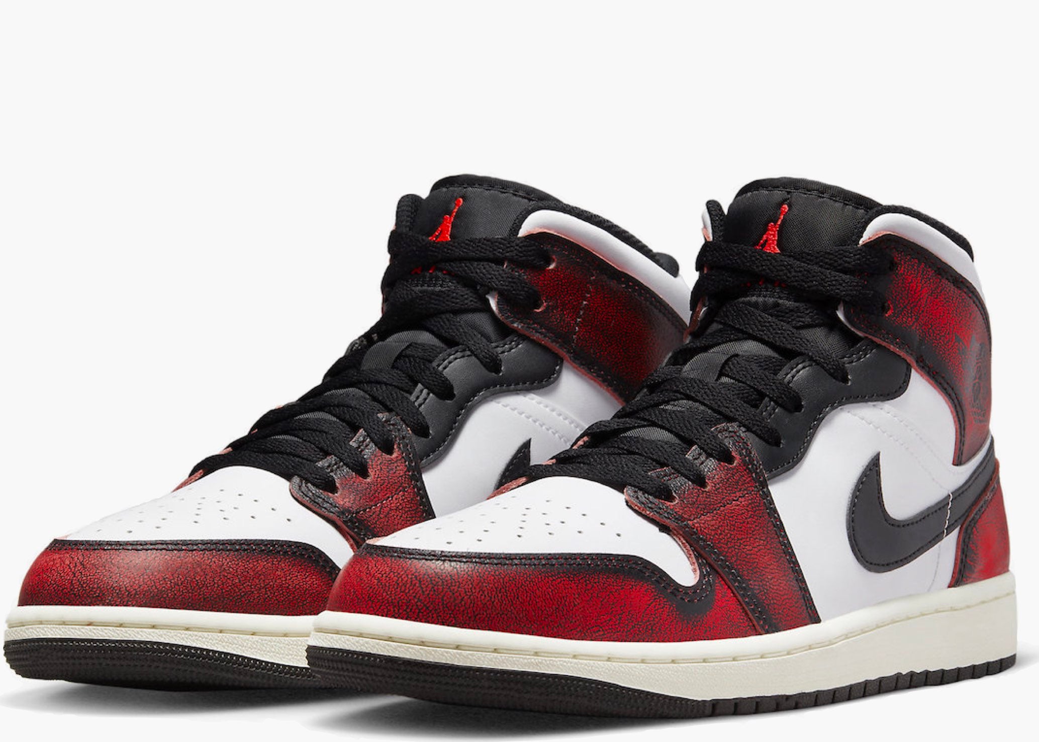 Jordan 1 Mid Wear-Away Chicago Hype Clothinga Limited Edition